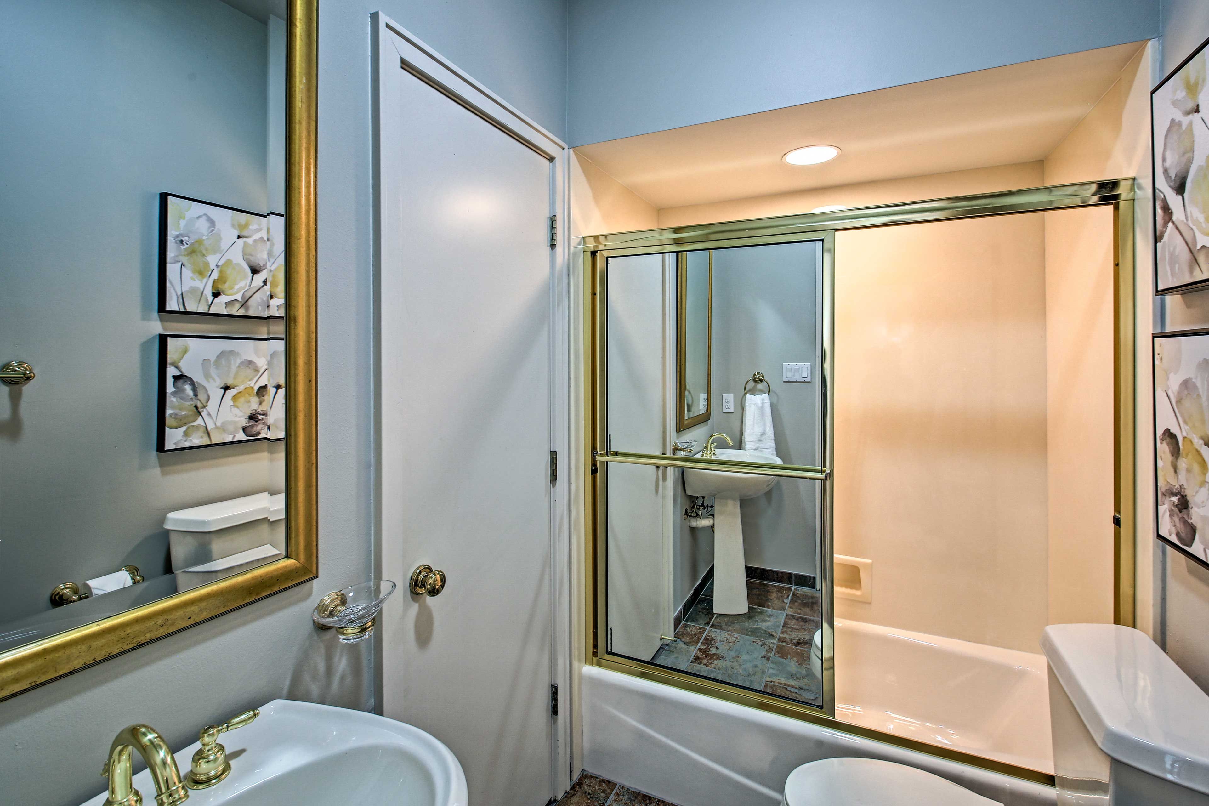 Full Bathroom