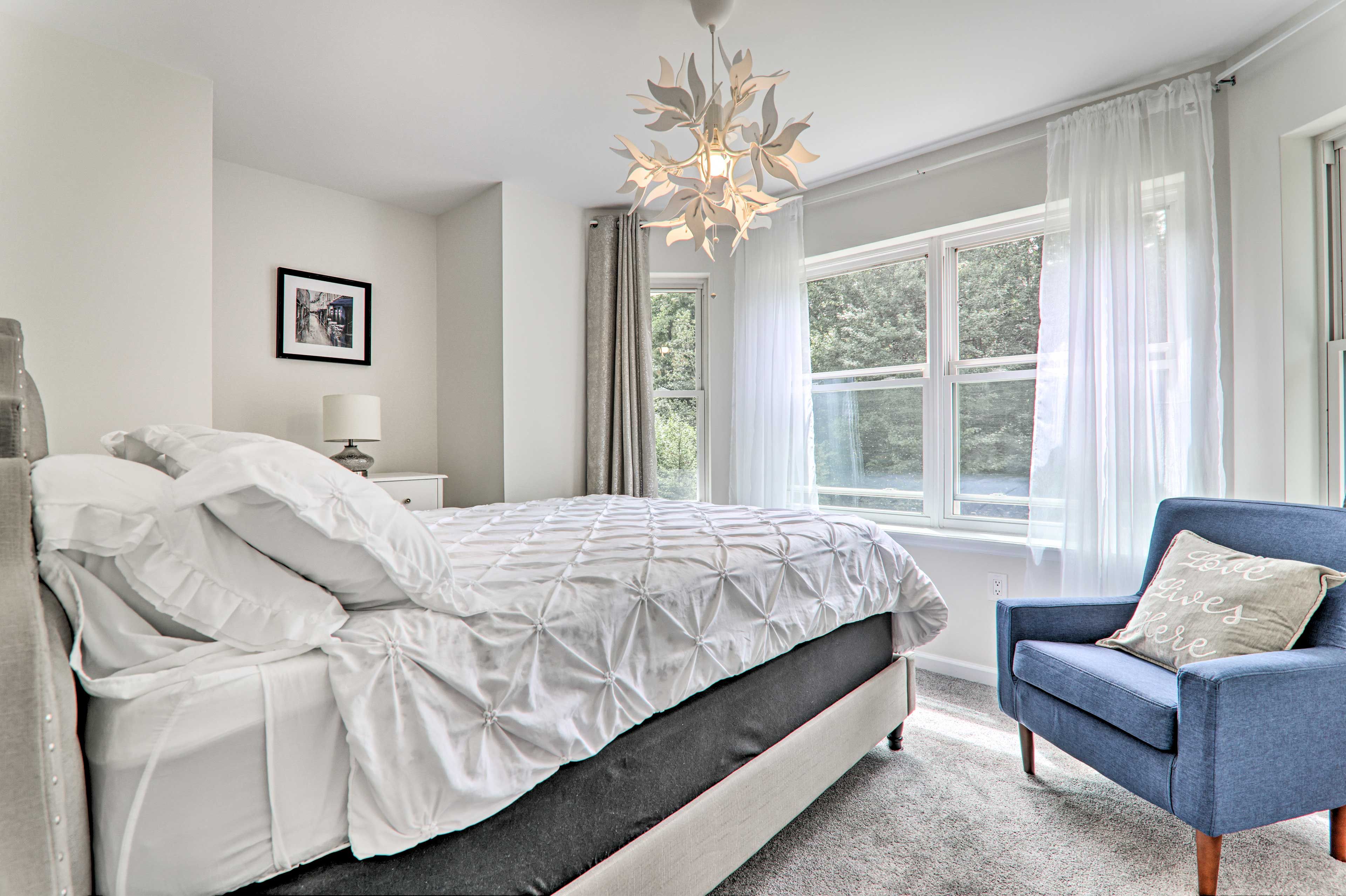 Bedroom 3 | 2nd Floor | Queen Bed