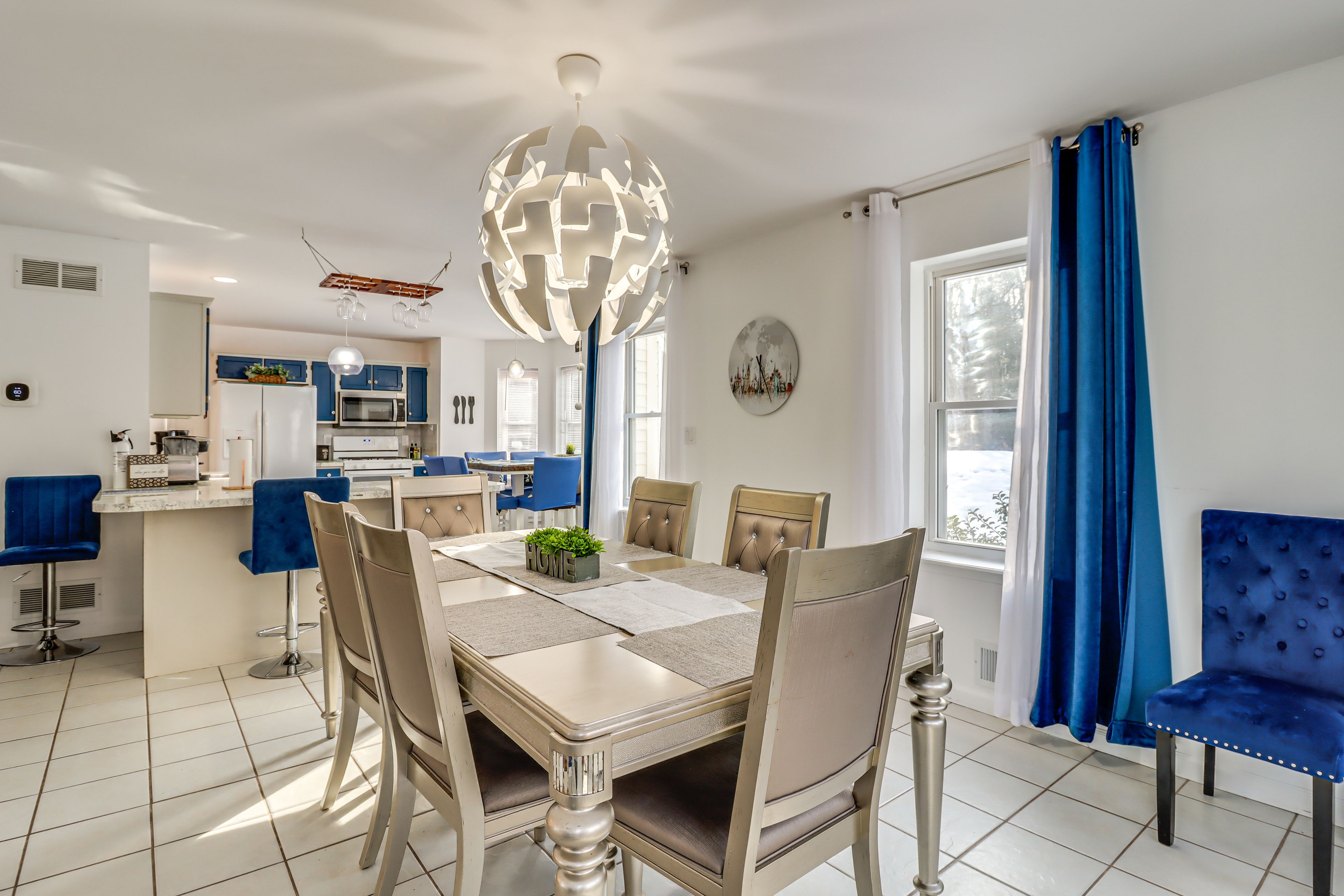 Dining Area | 1st Floor