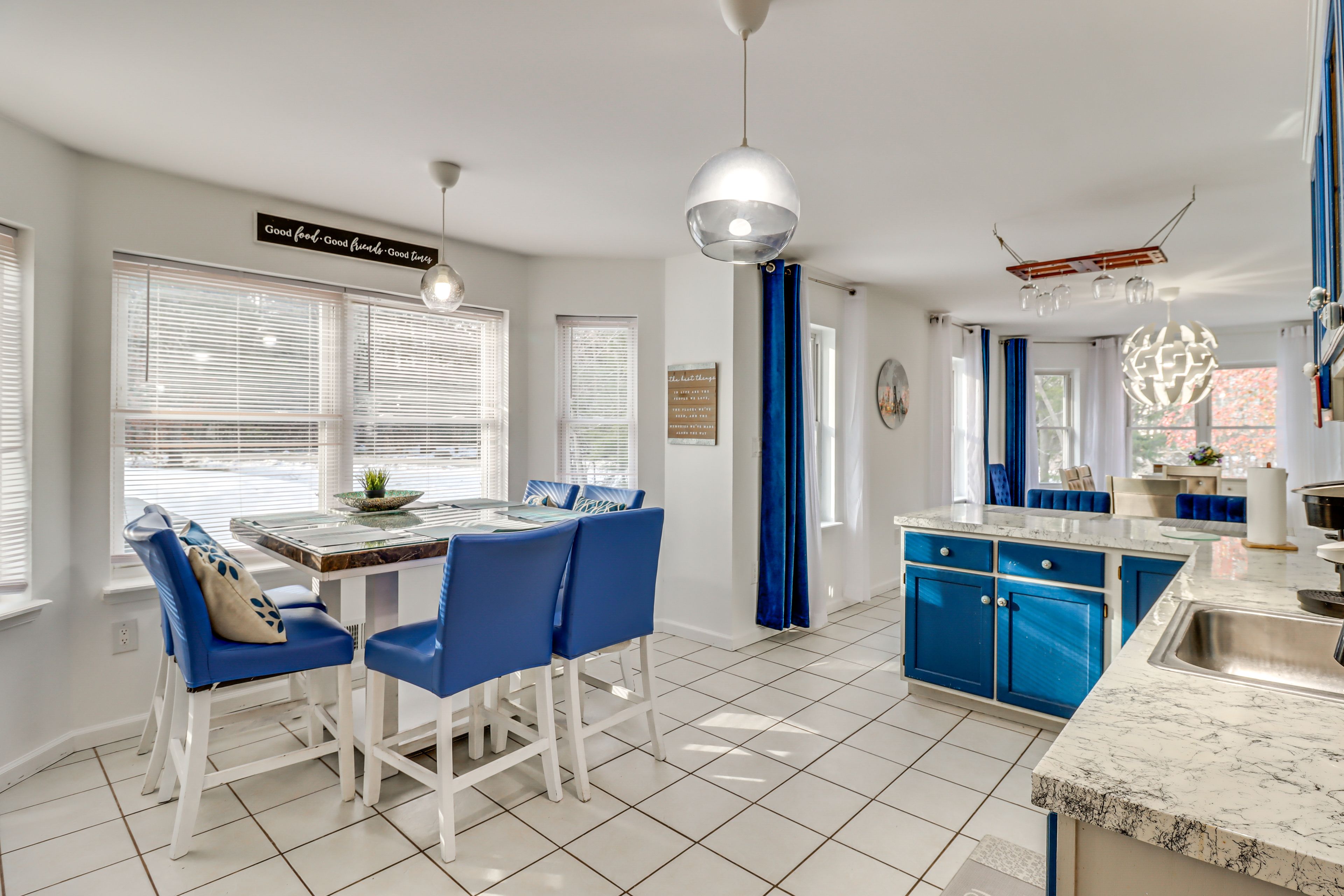 Additional Dining Area | 1st Floor