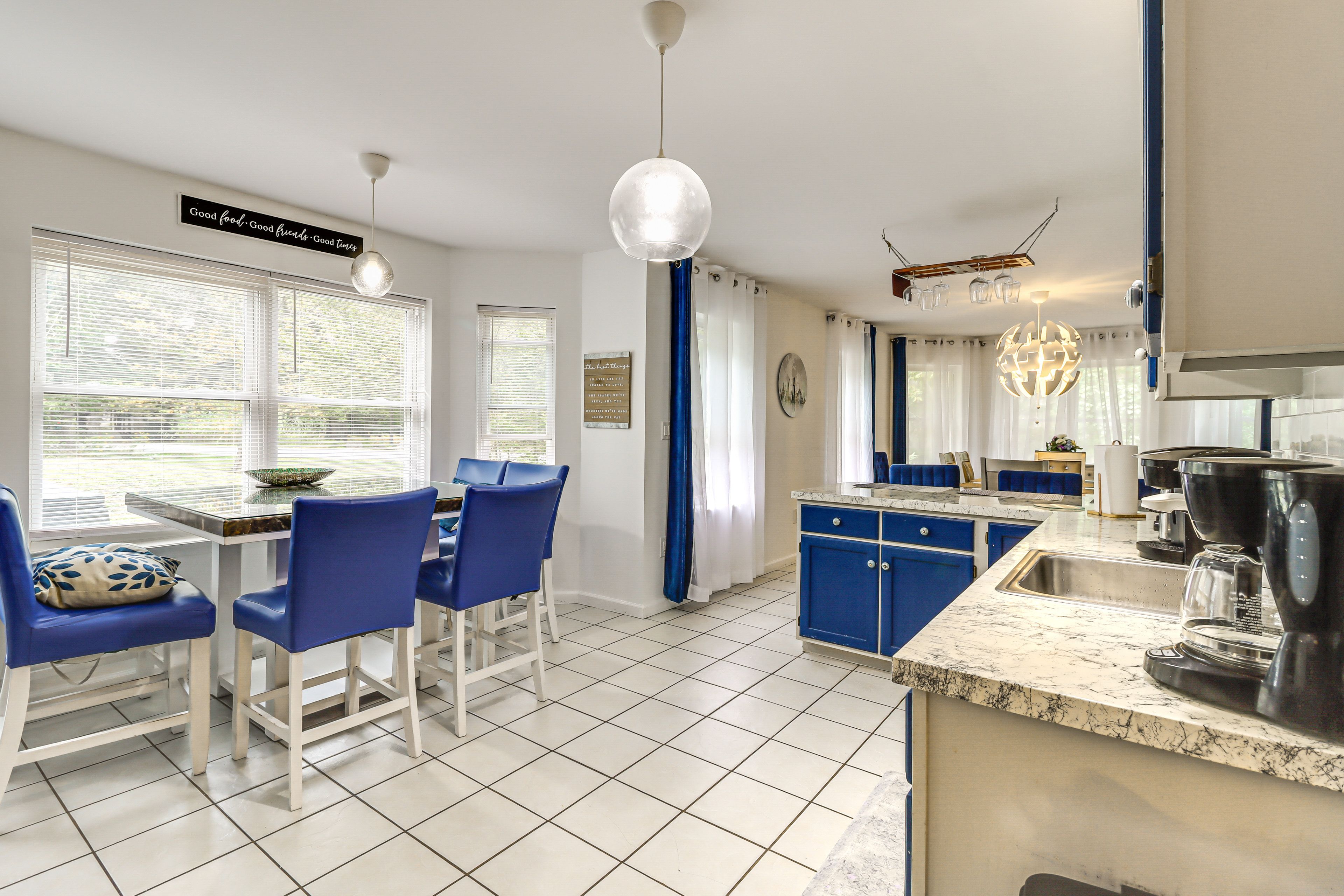 Additional Dining Area | 1st Floor
