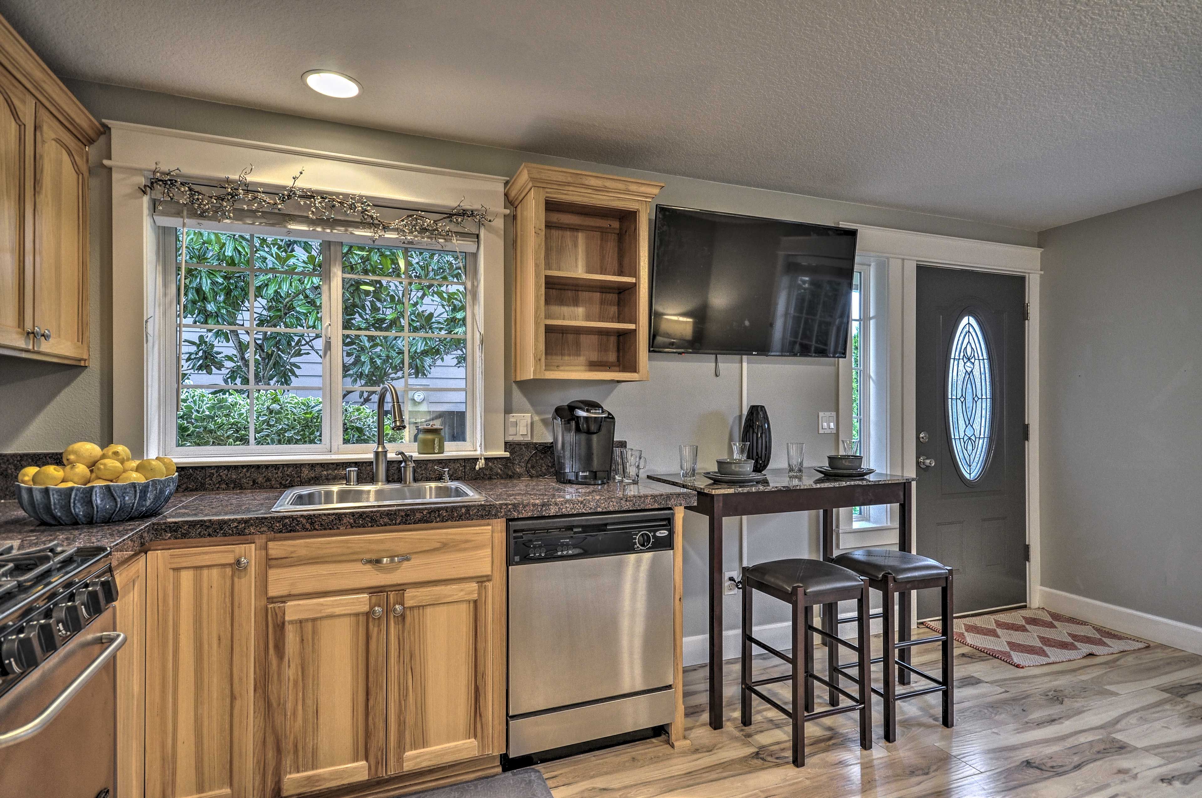 Battle Ground Vacation Rental | 1BR | 1BA | 2 Steps Required | 500 Sq Ft
