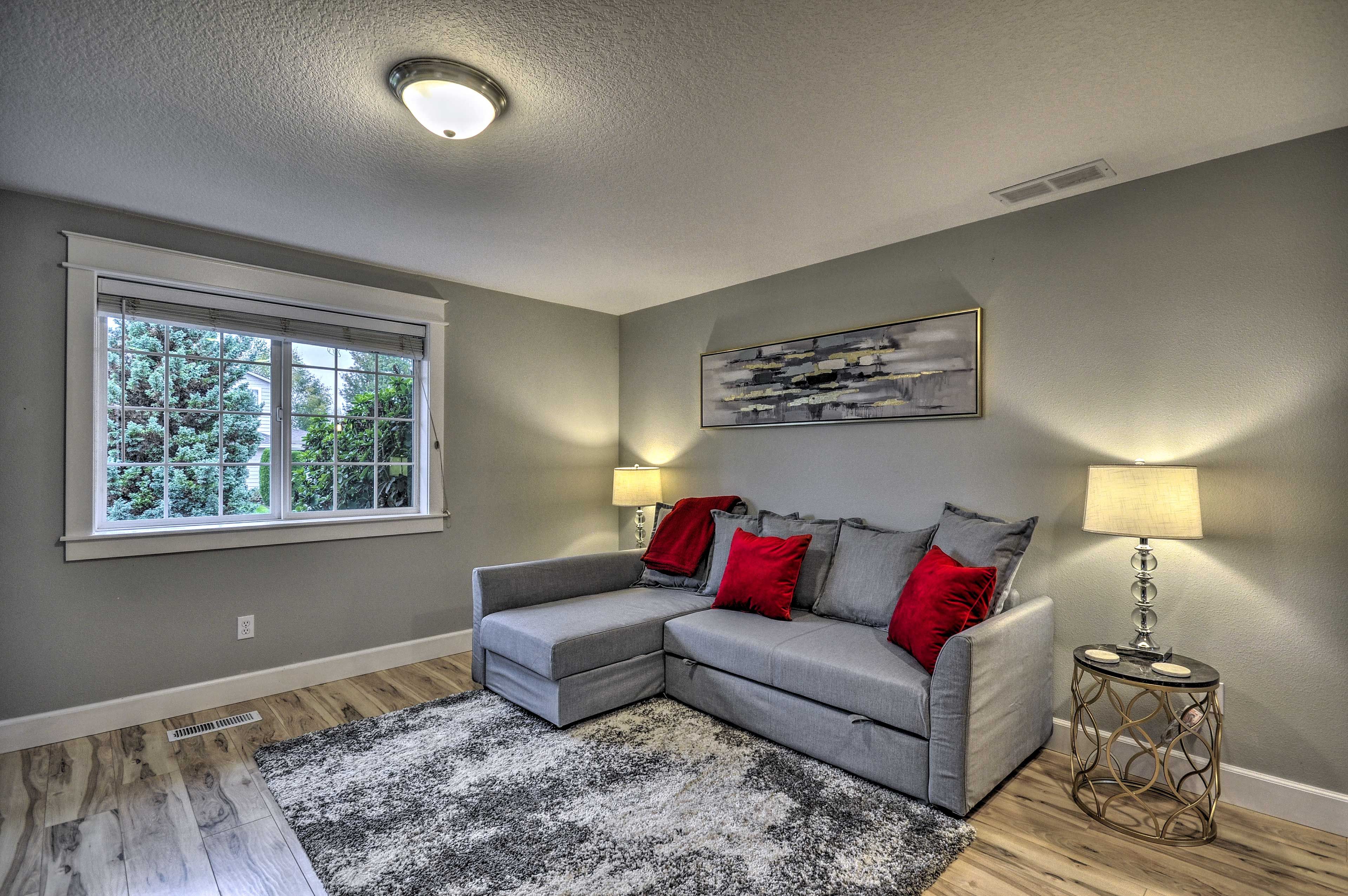 Living Room | Sleeper Sofa