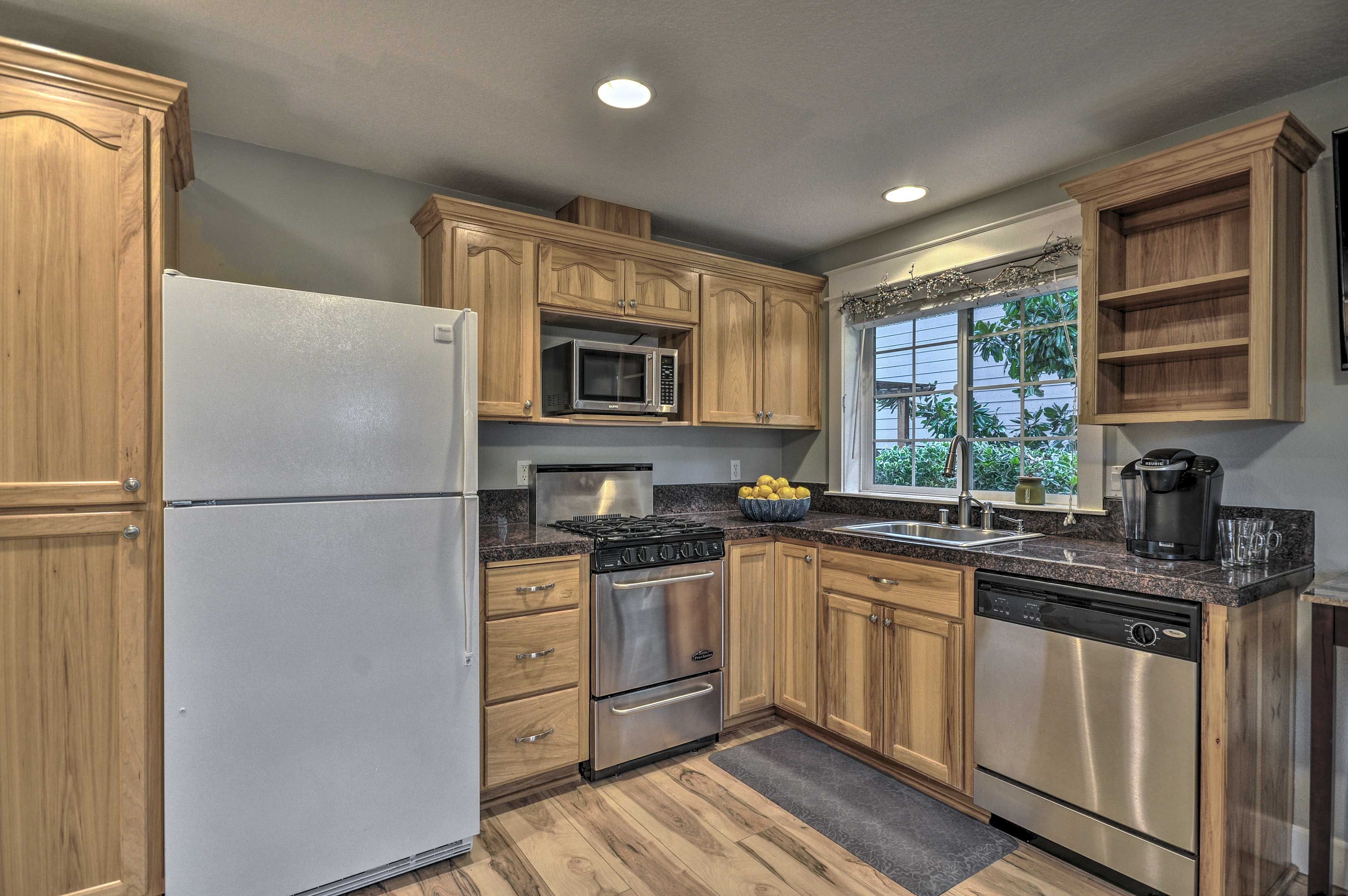 Kitchen | Fully Equipped | Cooking Basics