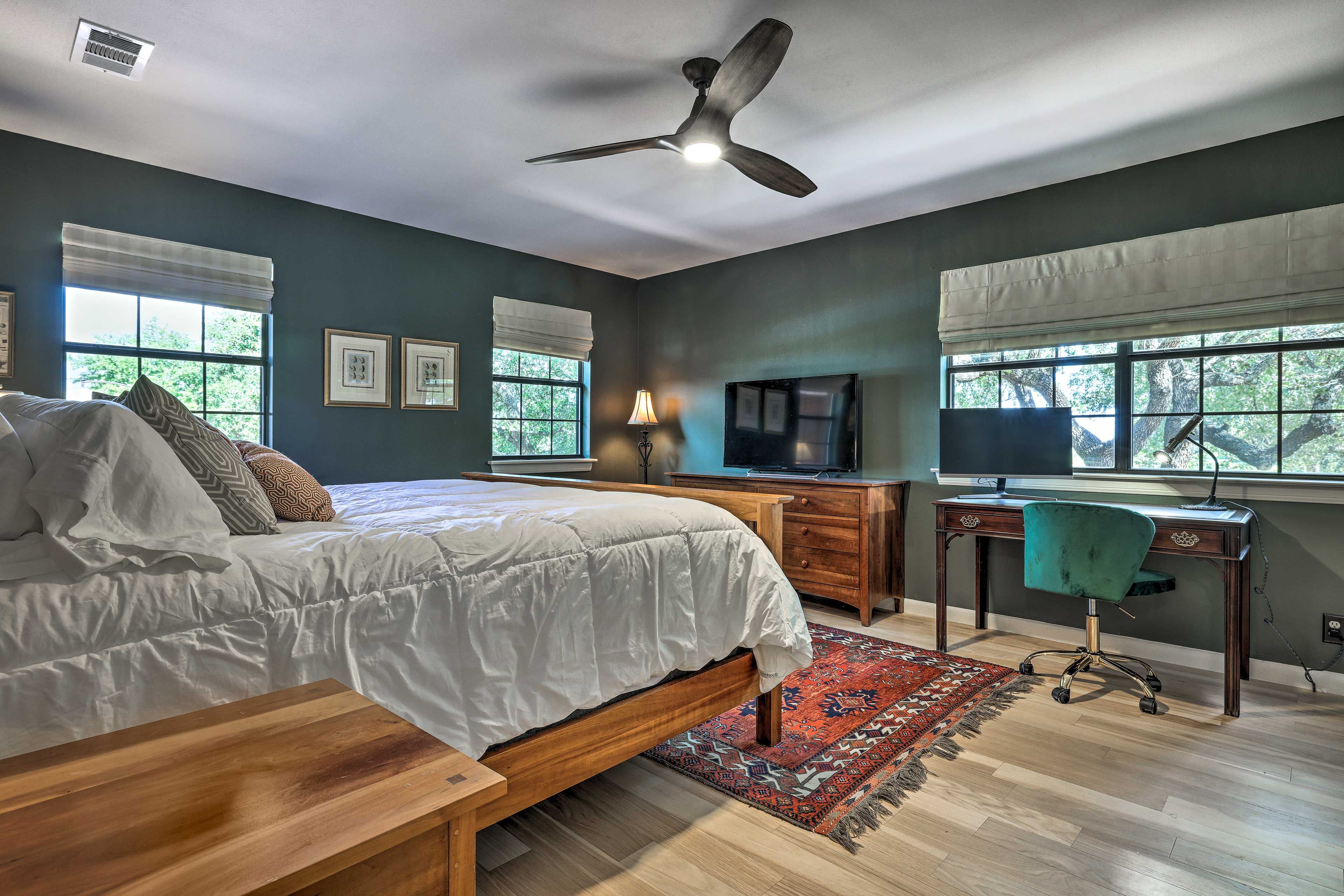 Bedroom 1 | Linens Provided