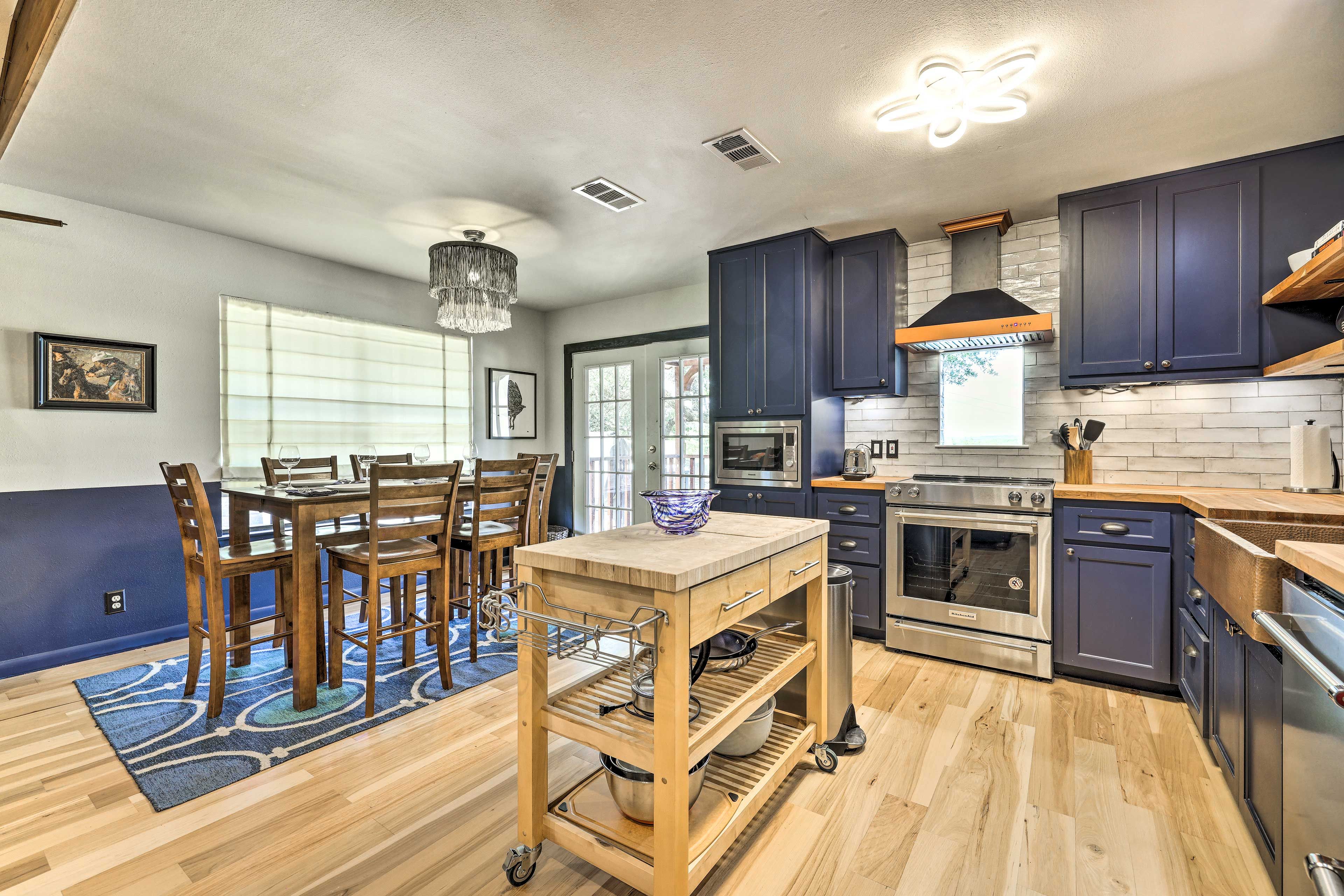 Kitchen | Basic Cooking Essentials Provided | Drip Coffee Maker | Coffee Grinder