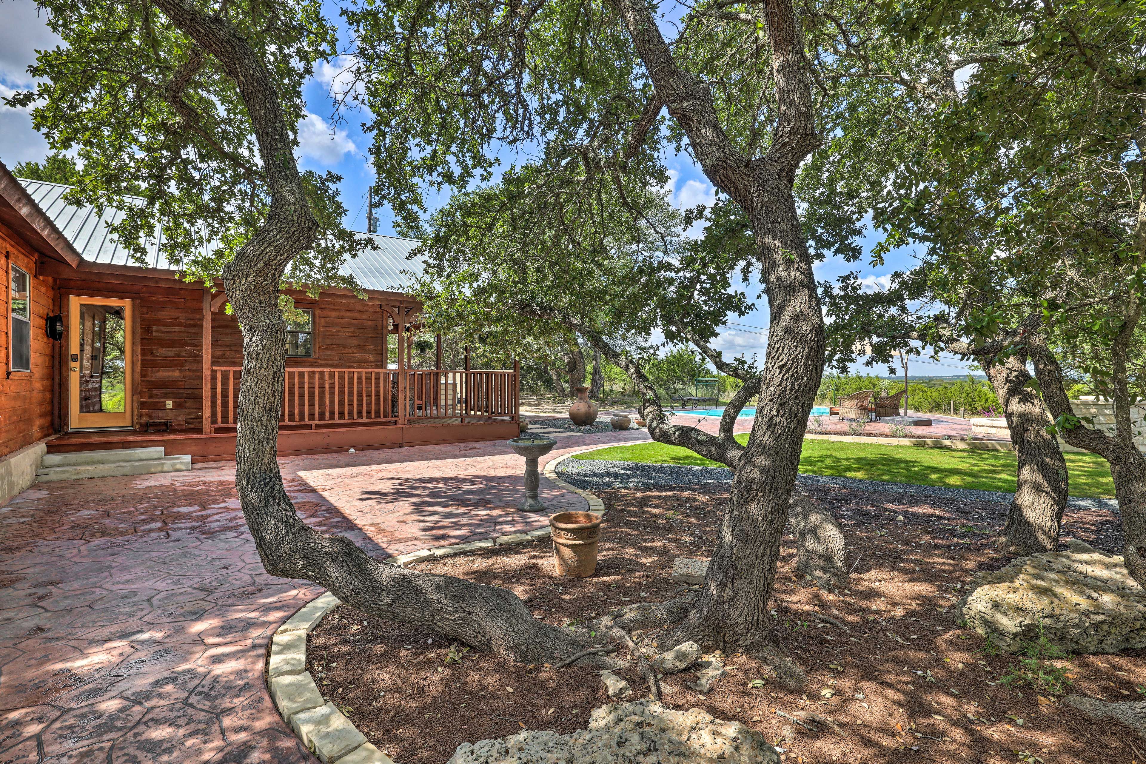 Home Exterior | Front Entrance | Covered Porch