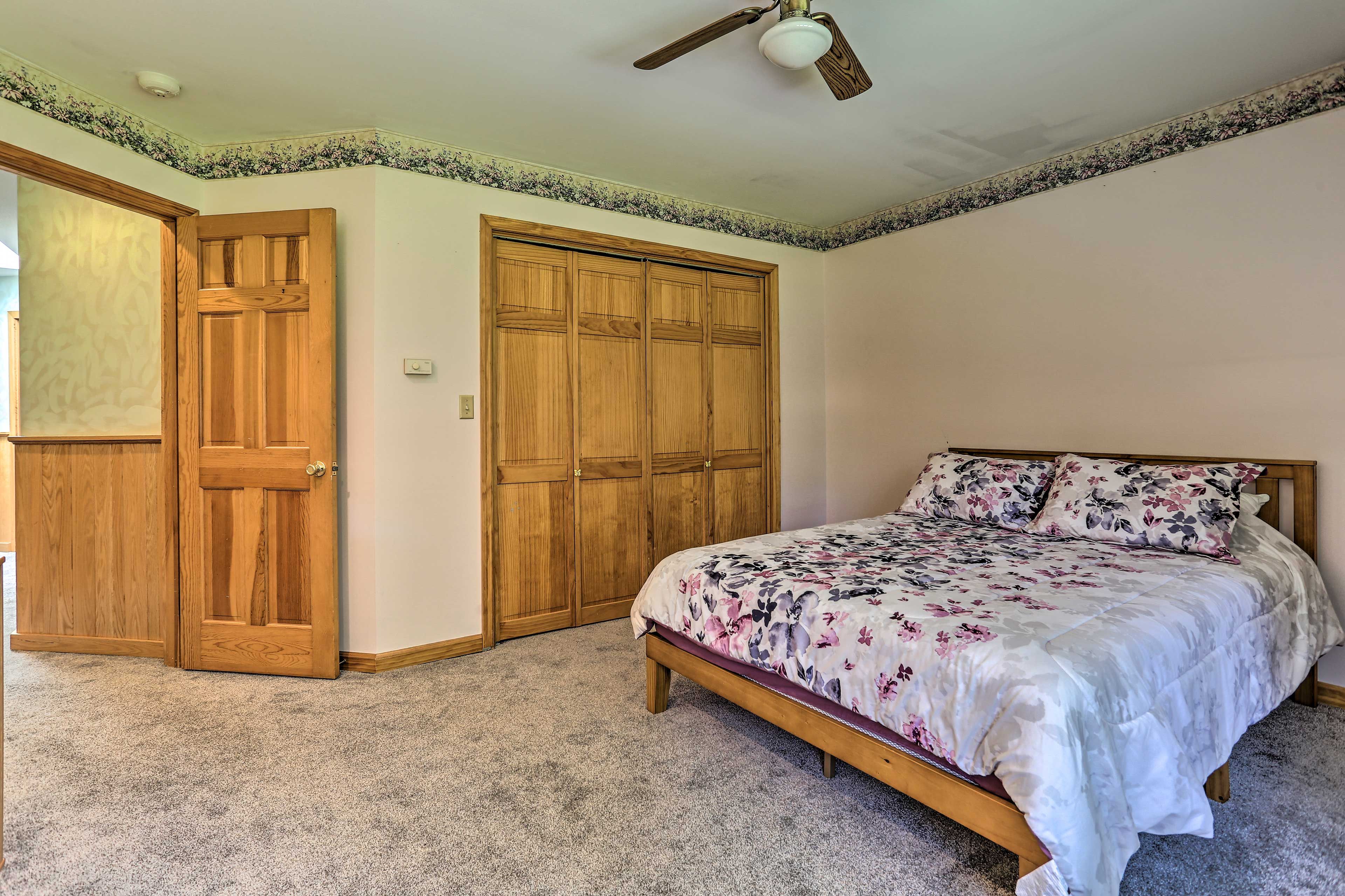 Bedroom 3 | Queen Bed | Main Level