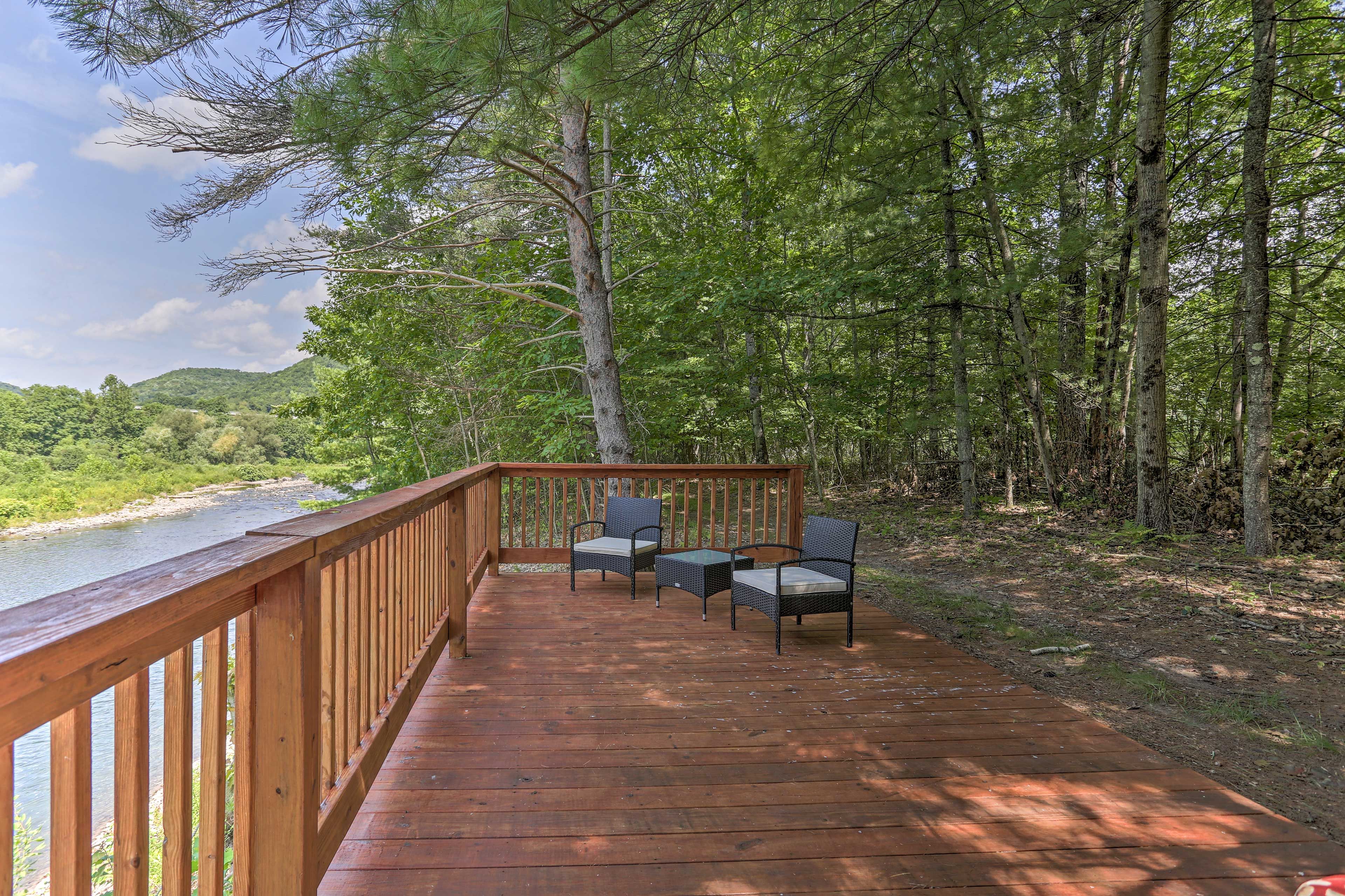 Riverfront Deck (No Water Access) | Spacious Yard