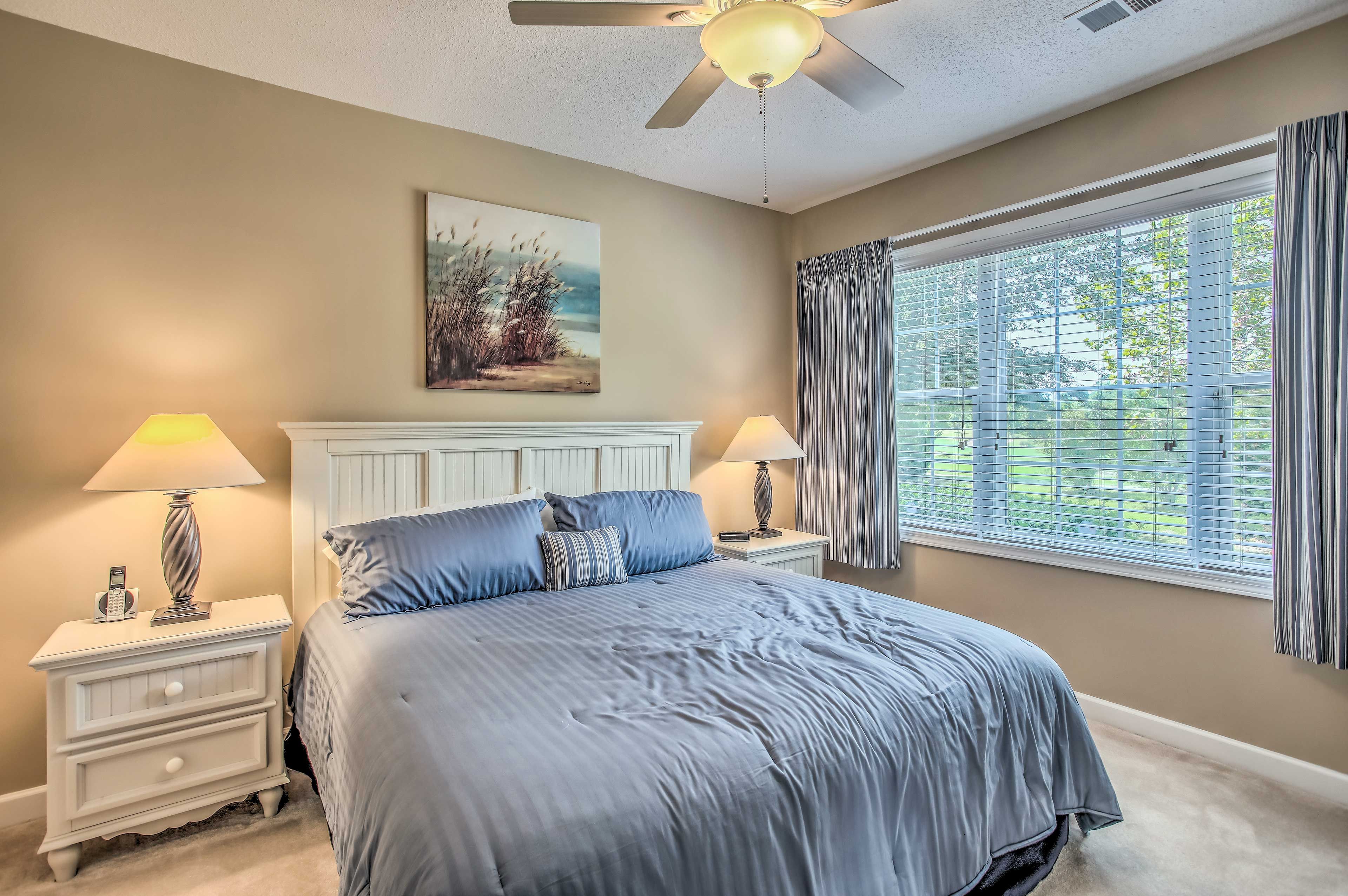 Bedroom 1 | King Bed