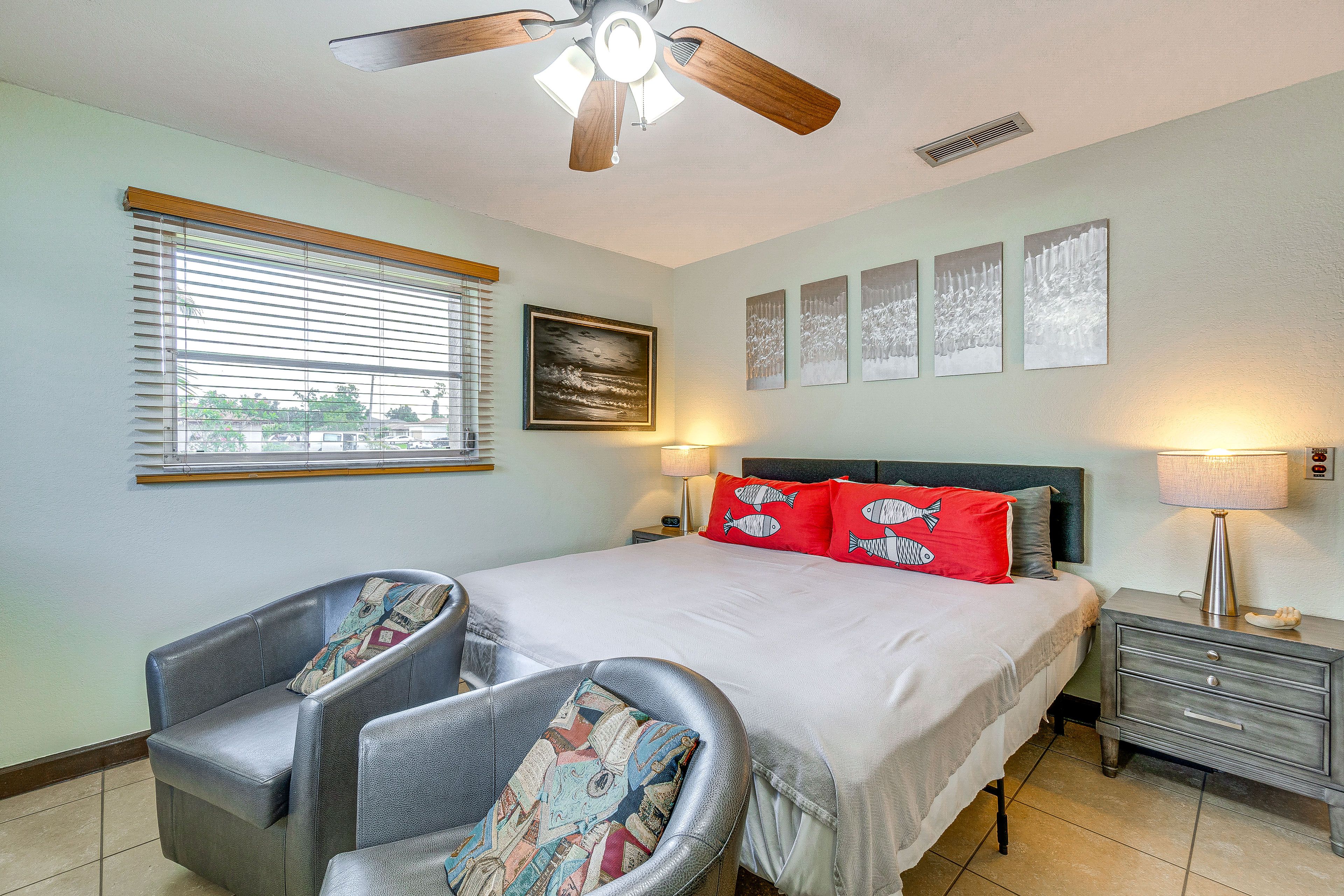 Bedroom 1 | California King Bed | Smart TV | Linens Provided | En-Suite Bathroom