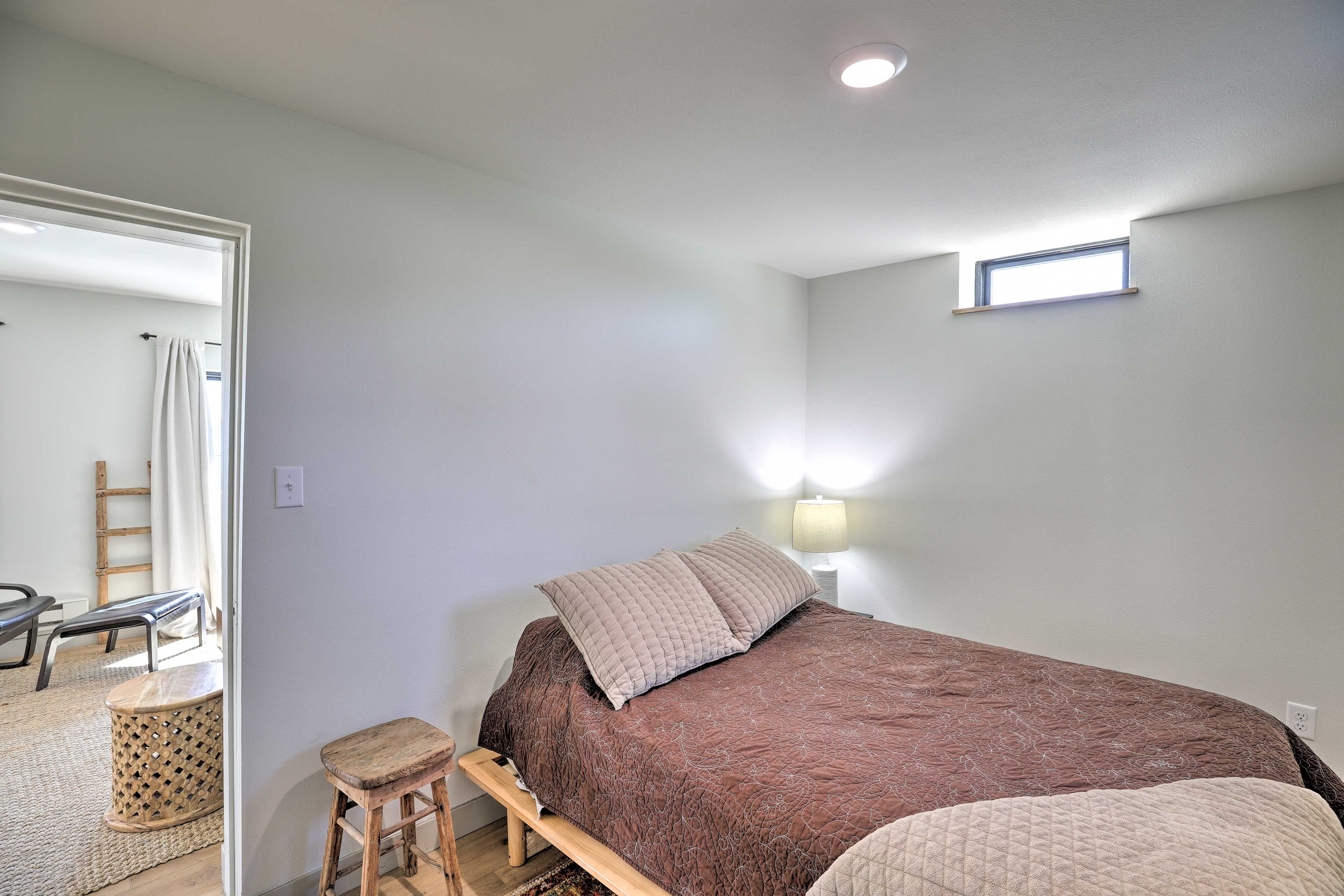 Bedroom 1 | Linens Provided