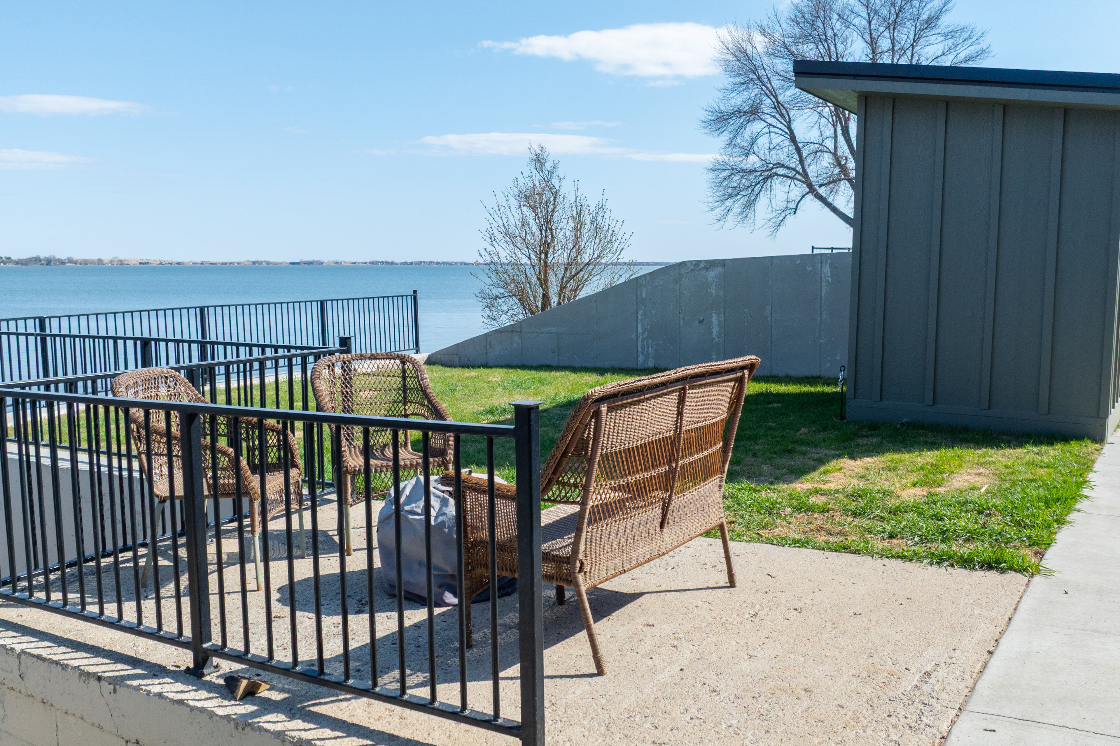 Cabin Exterior | Yard