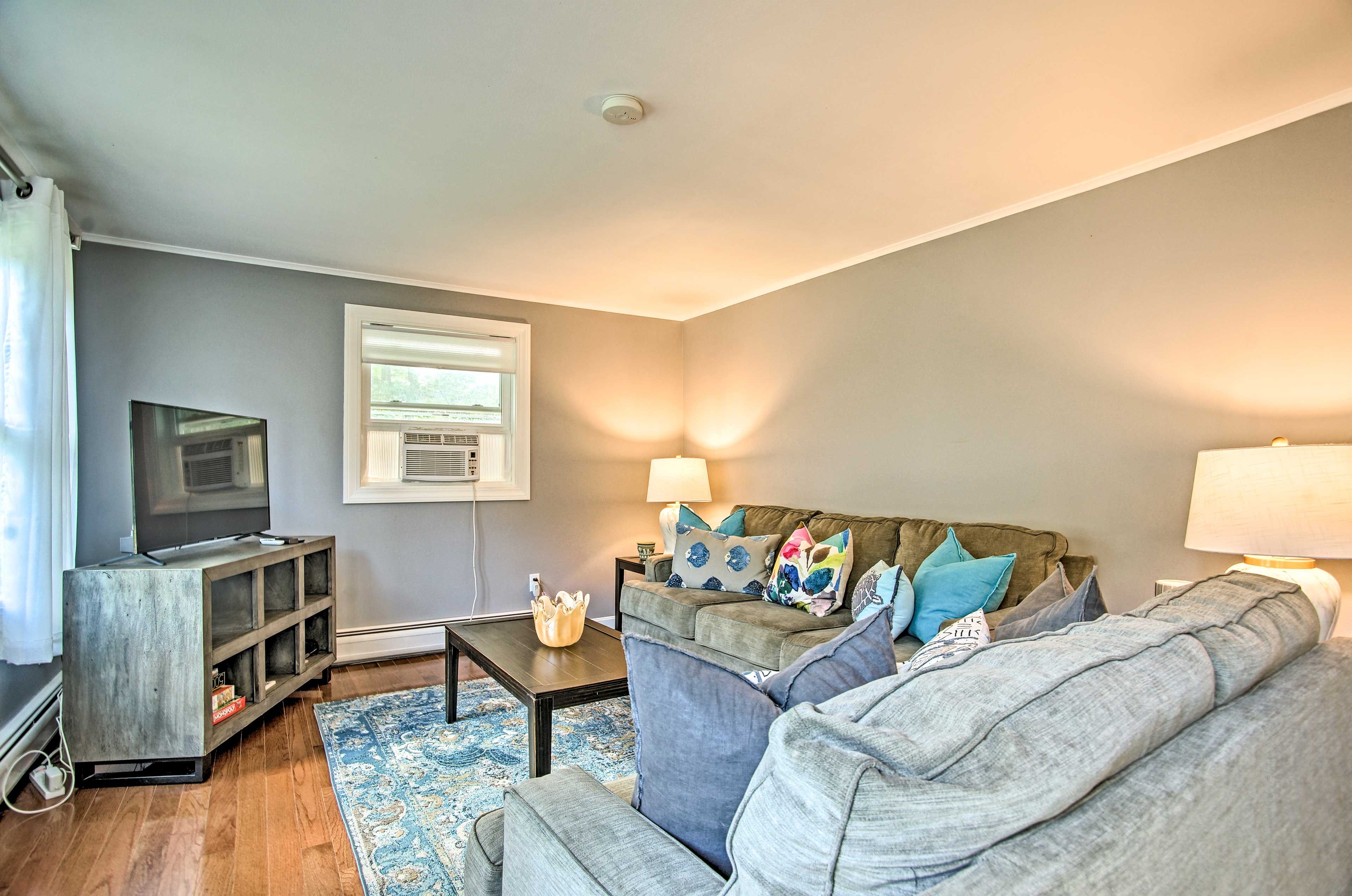 Living Room | Window A/C Units