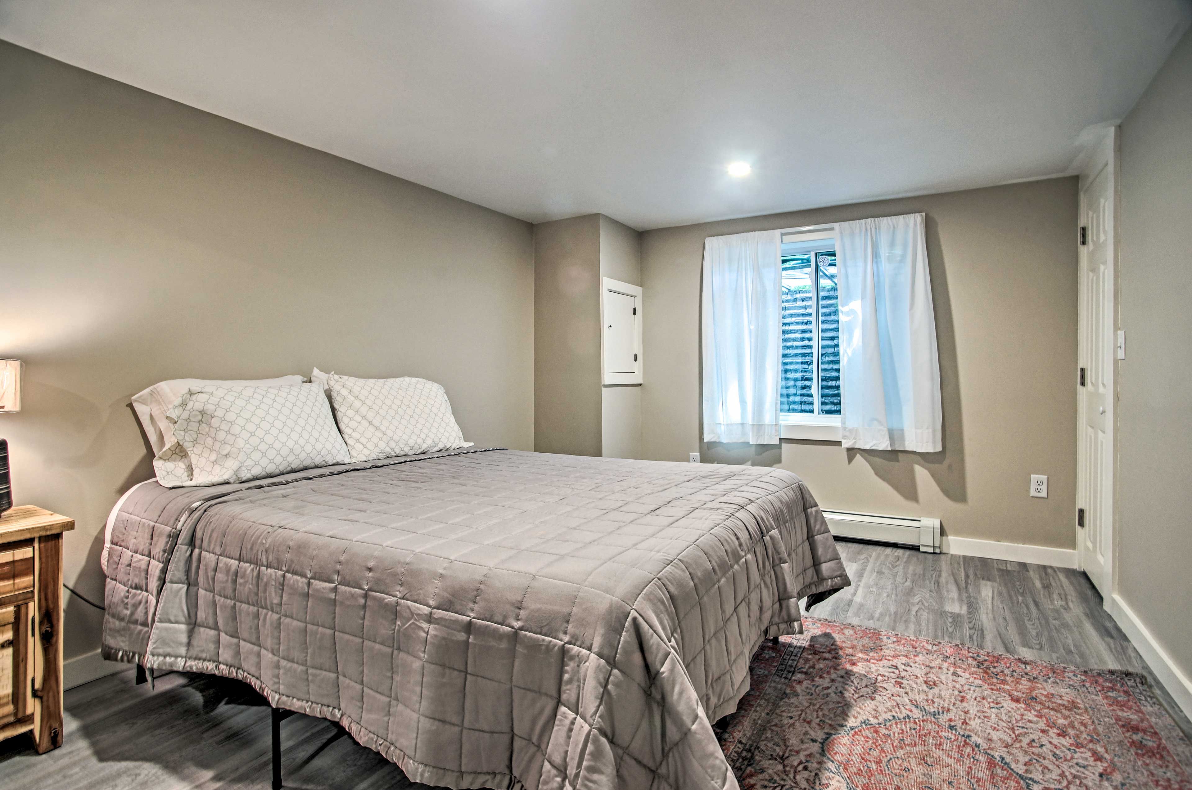 Bedroom 1 | Lower Level | Stairs Required | Queen Bed