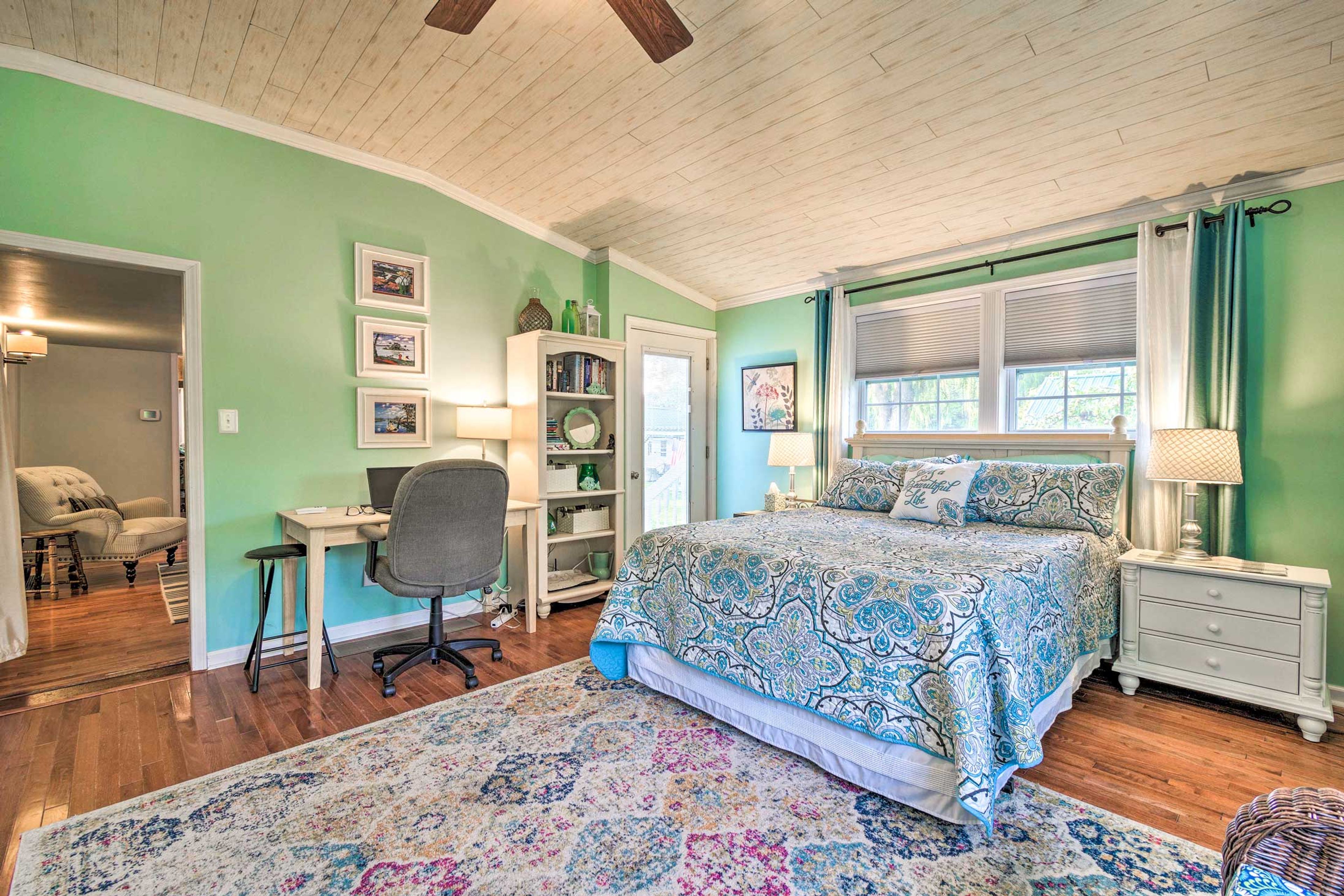 Bedroom 1 | King Bed (New Photo Coming Soon) | Linens Provided