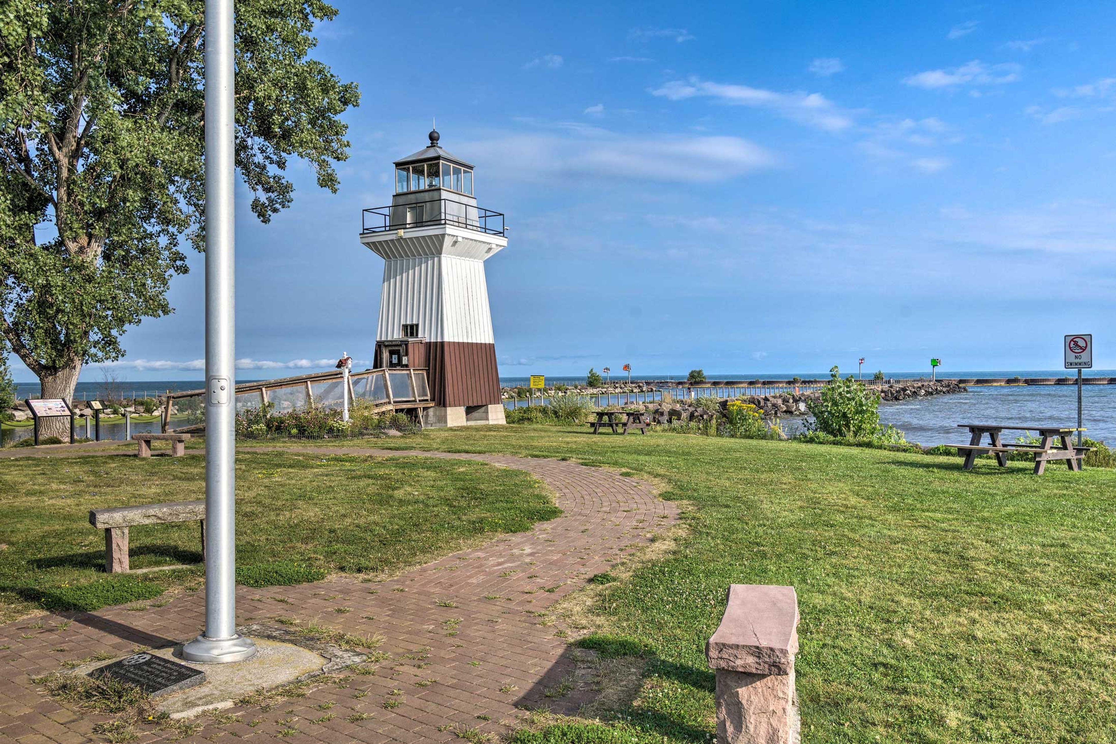 Walk to Lighthouse | Shared Dock & Boat Ramp