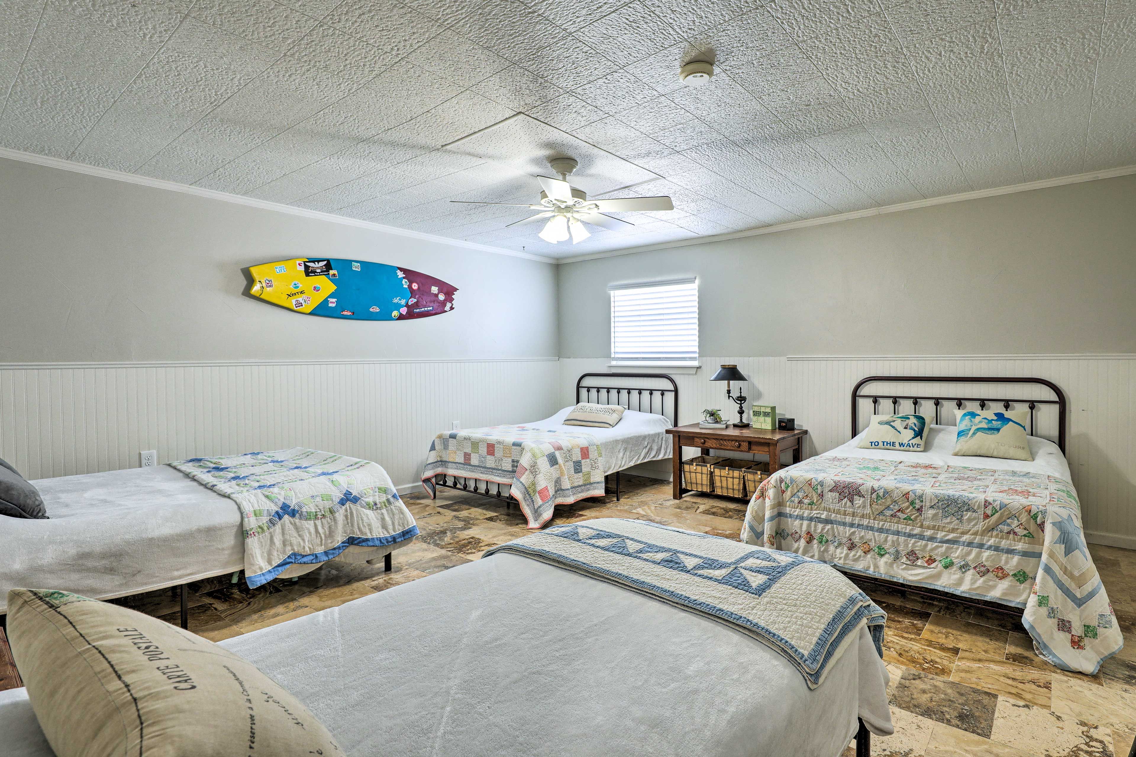 Bedroom 3 | 3 Full Beds | Twin Bed
