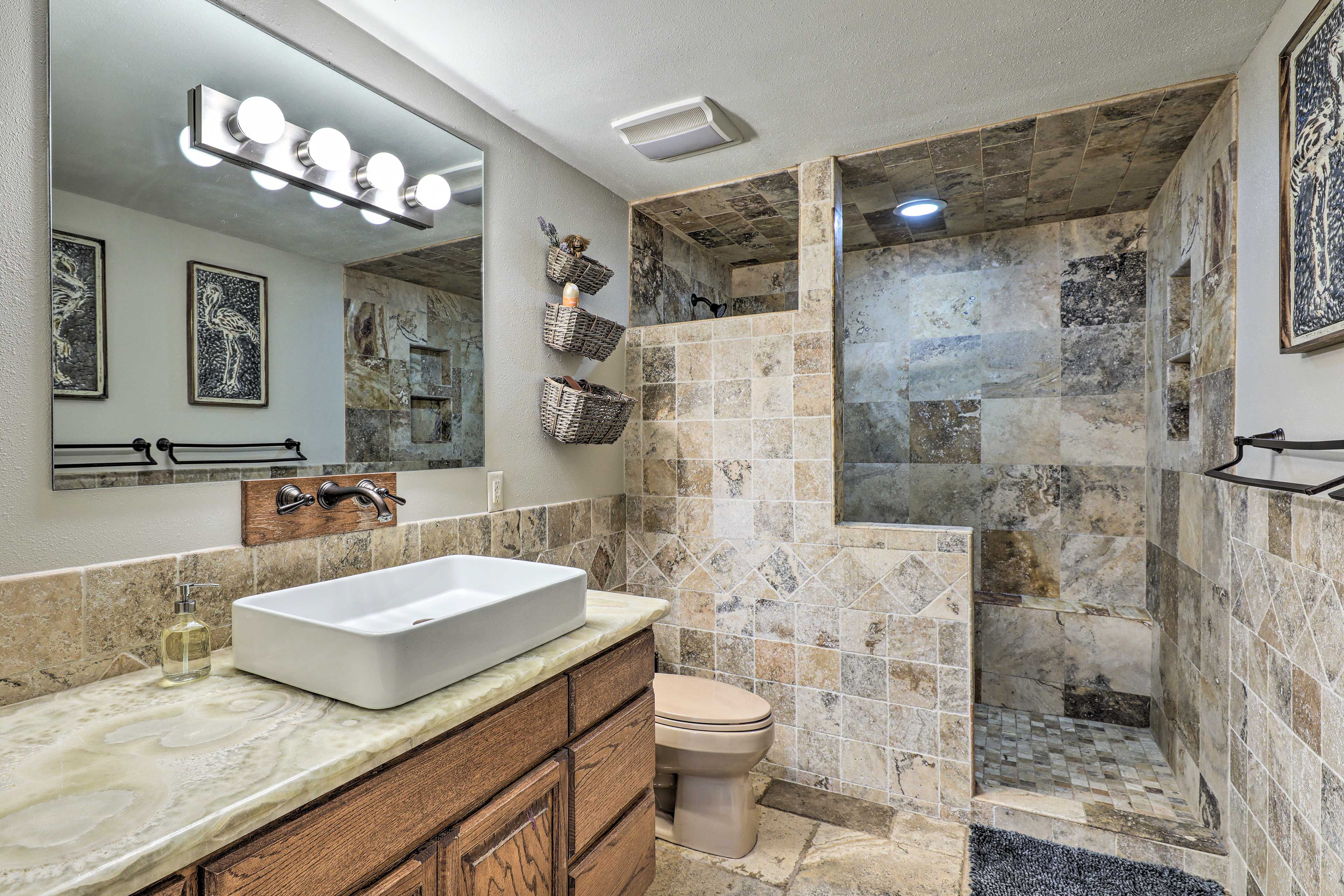 Full Bathroom