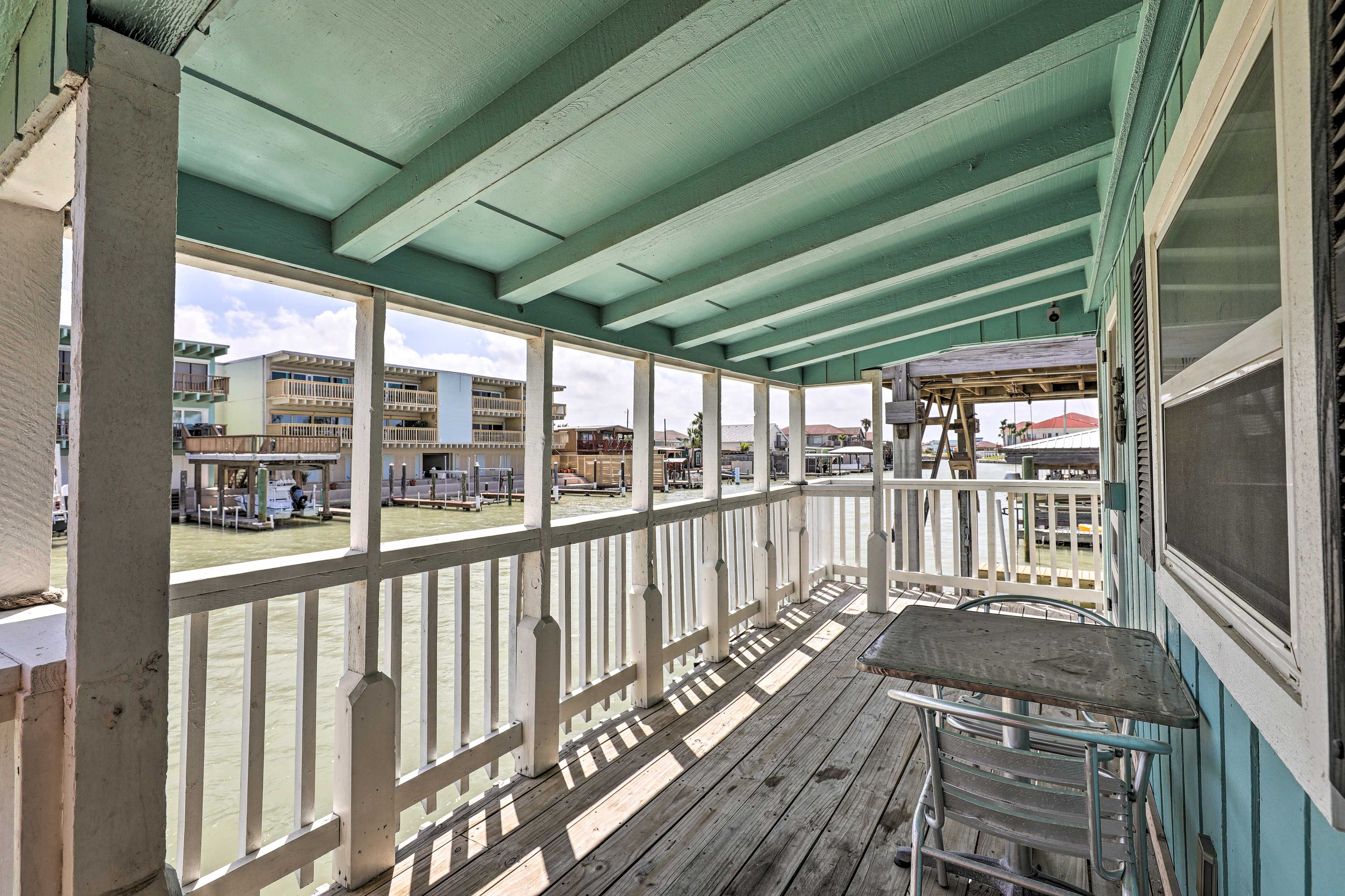 Deck