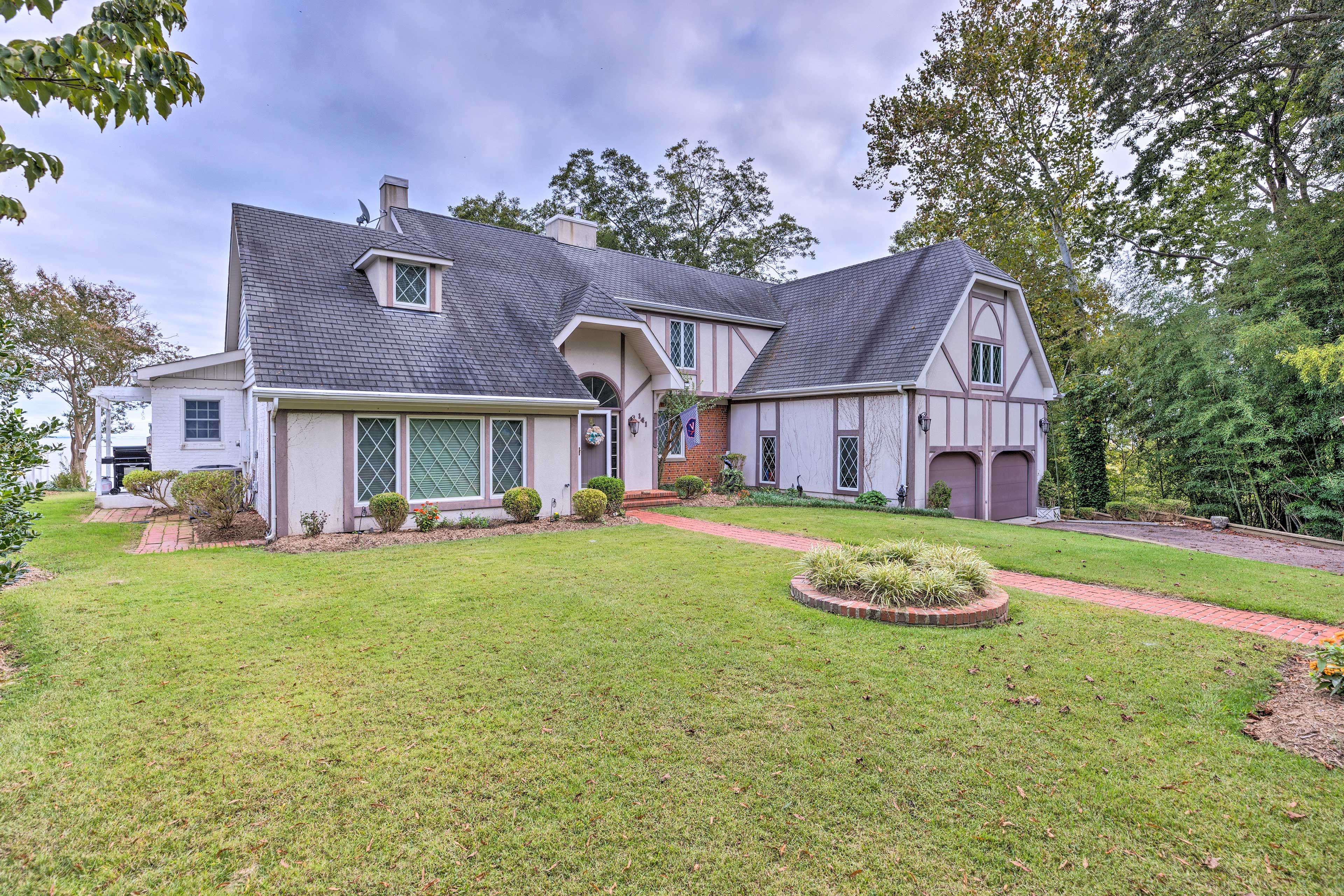 Property Exterior | Parking | Garage (2 Vehicles) | Driveway (4 Vehicles)
