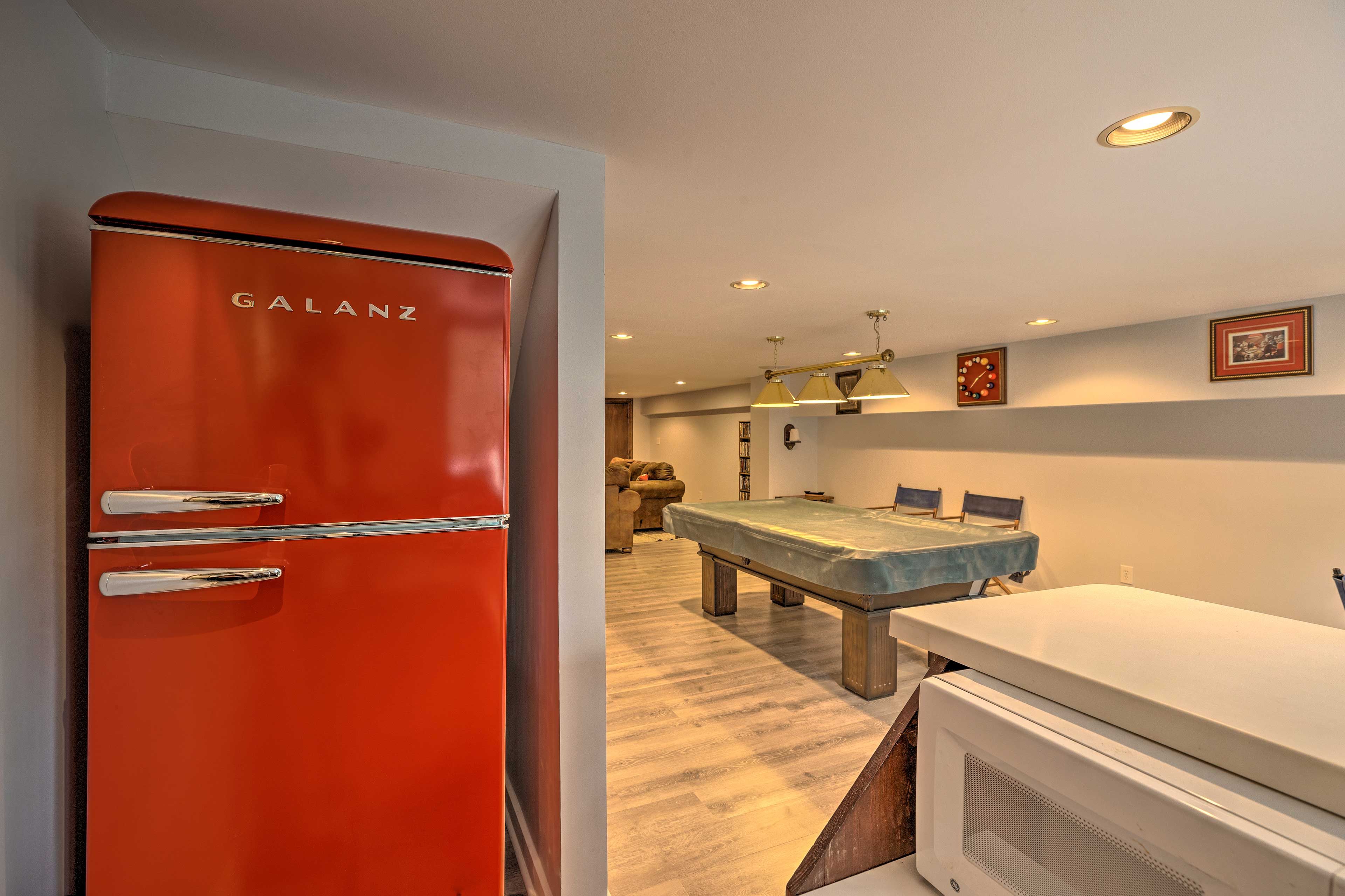 Wet Bar Area | Basement Level