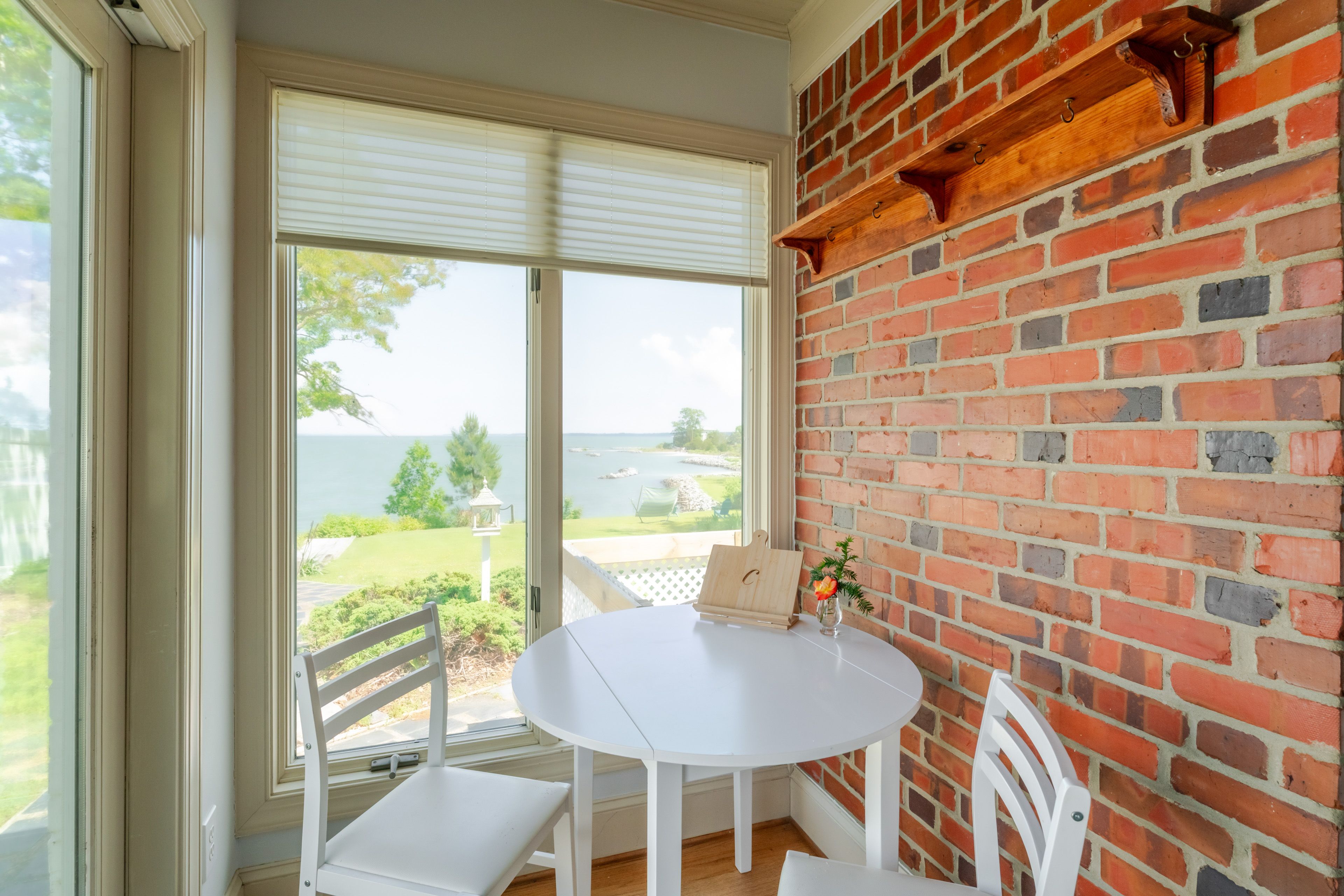 Dining Nook | Access to Gas Grill | 1st Floor