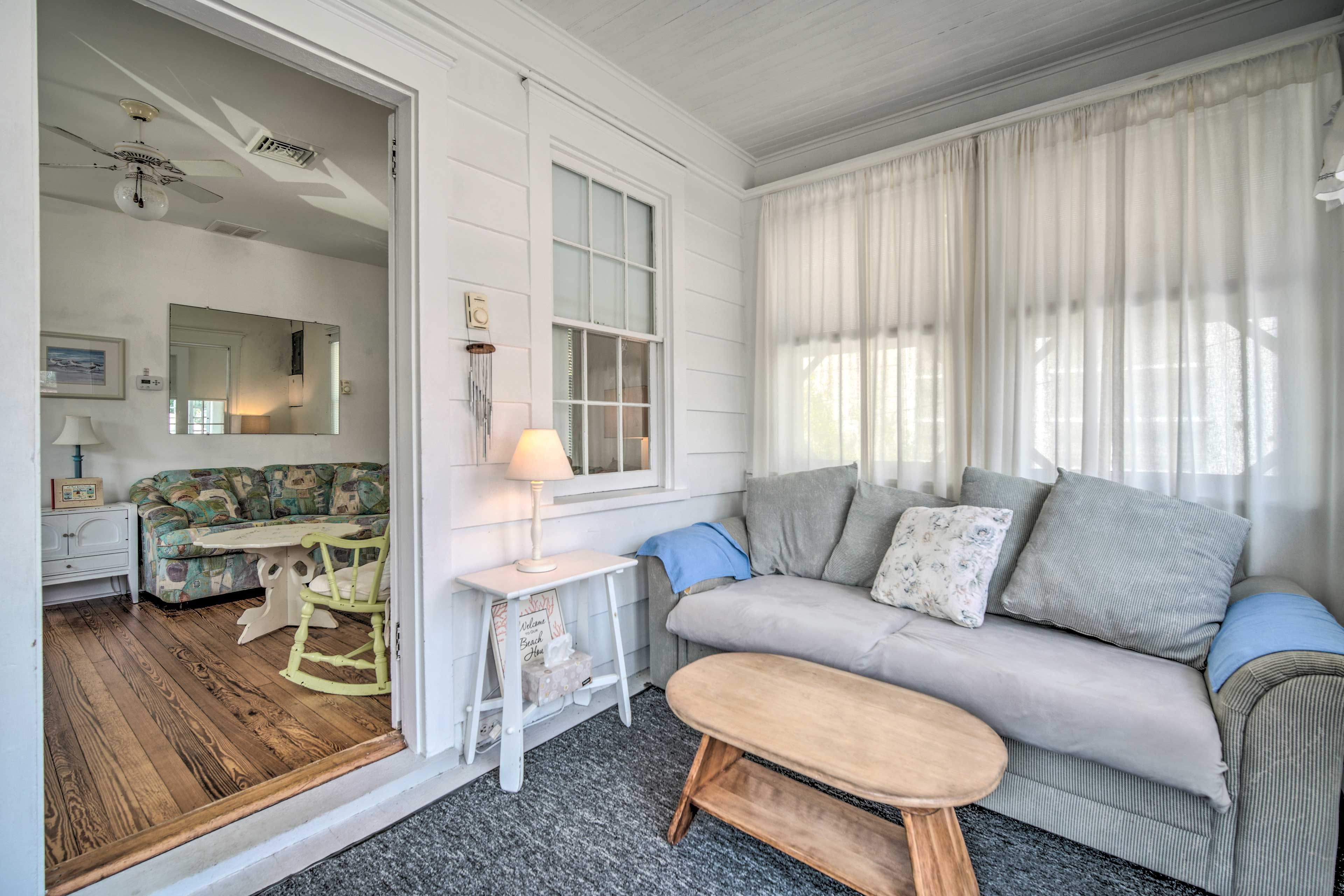 Sunroom | Entryway
