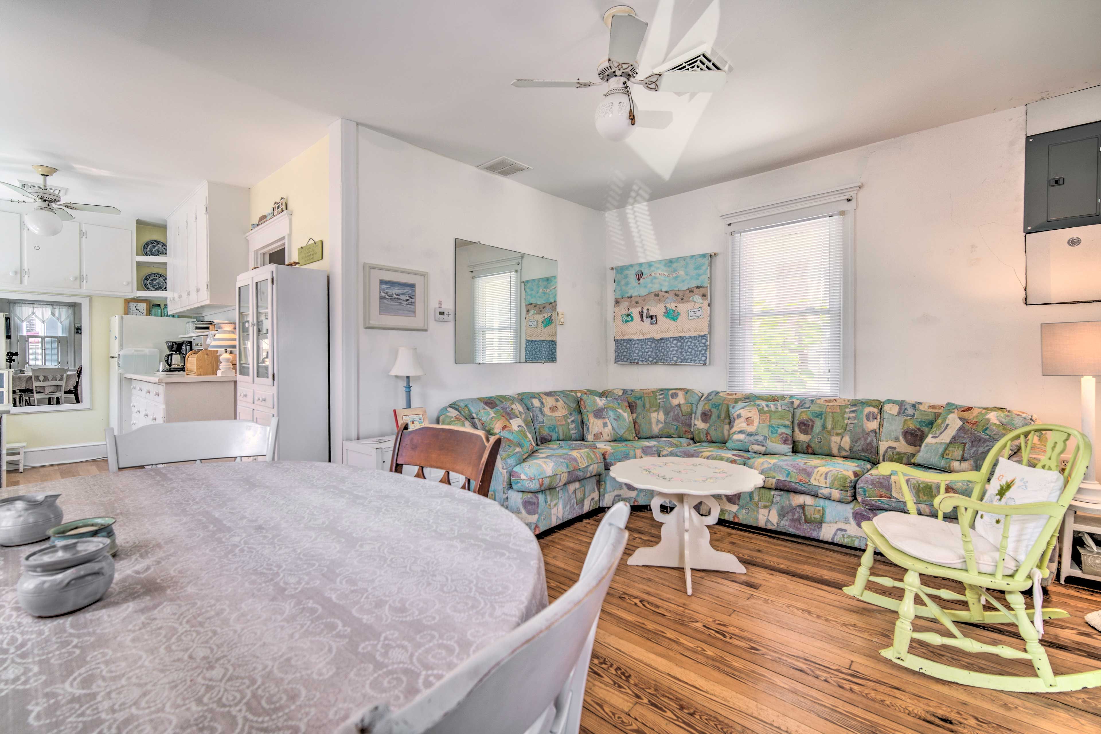 Living Room | Smart TV