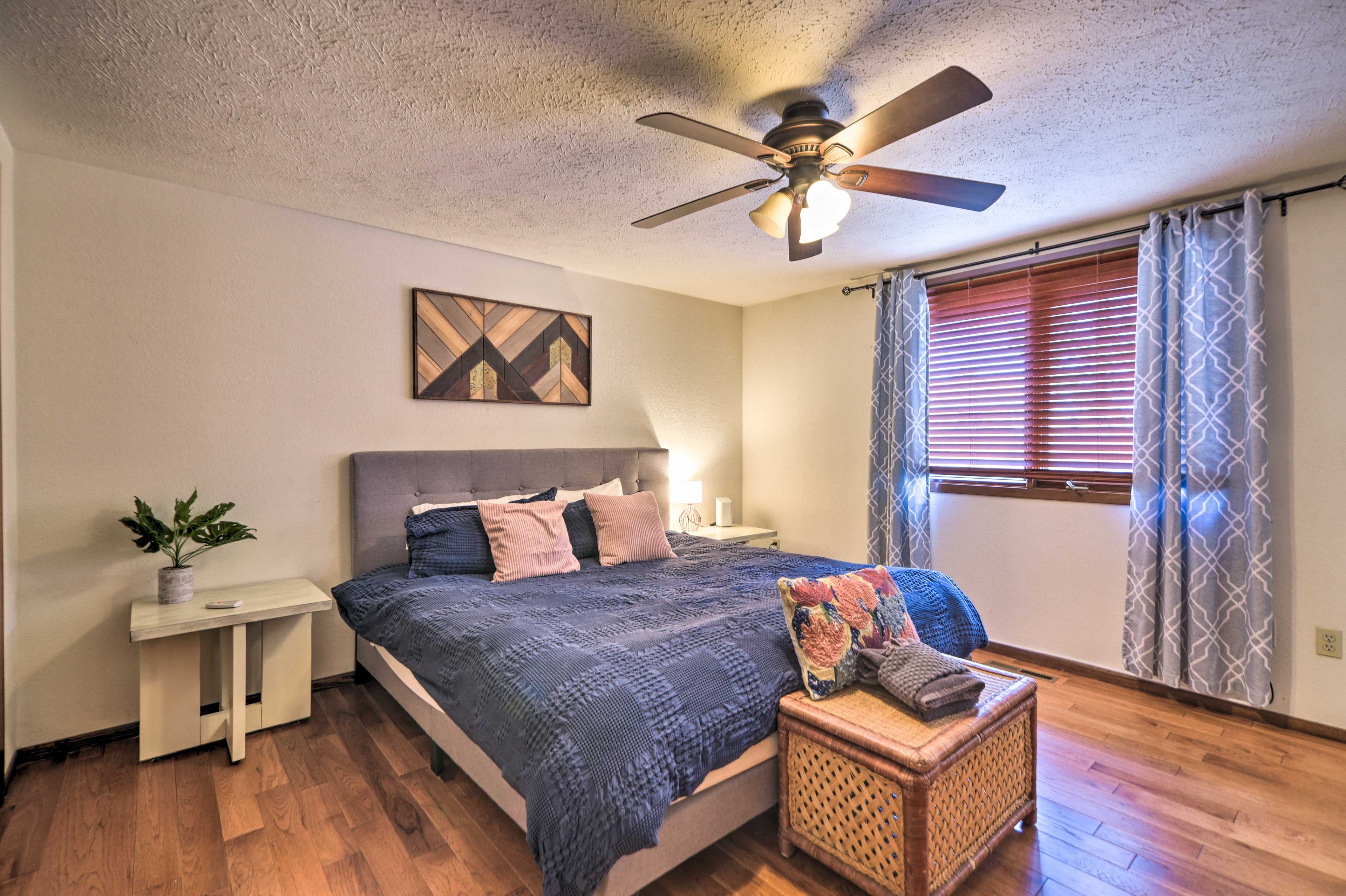 Bedroom 1 | King Bed | Linens Provided