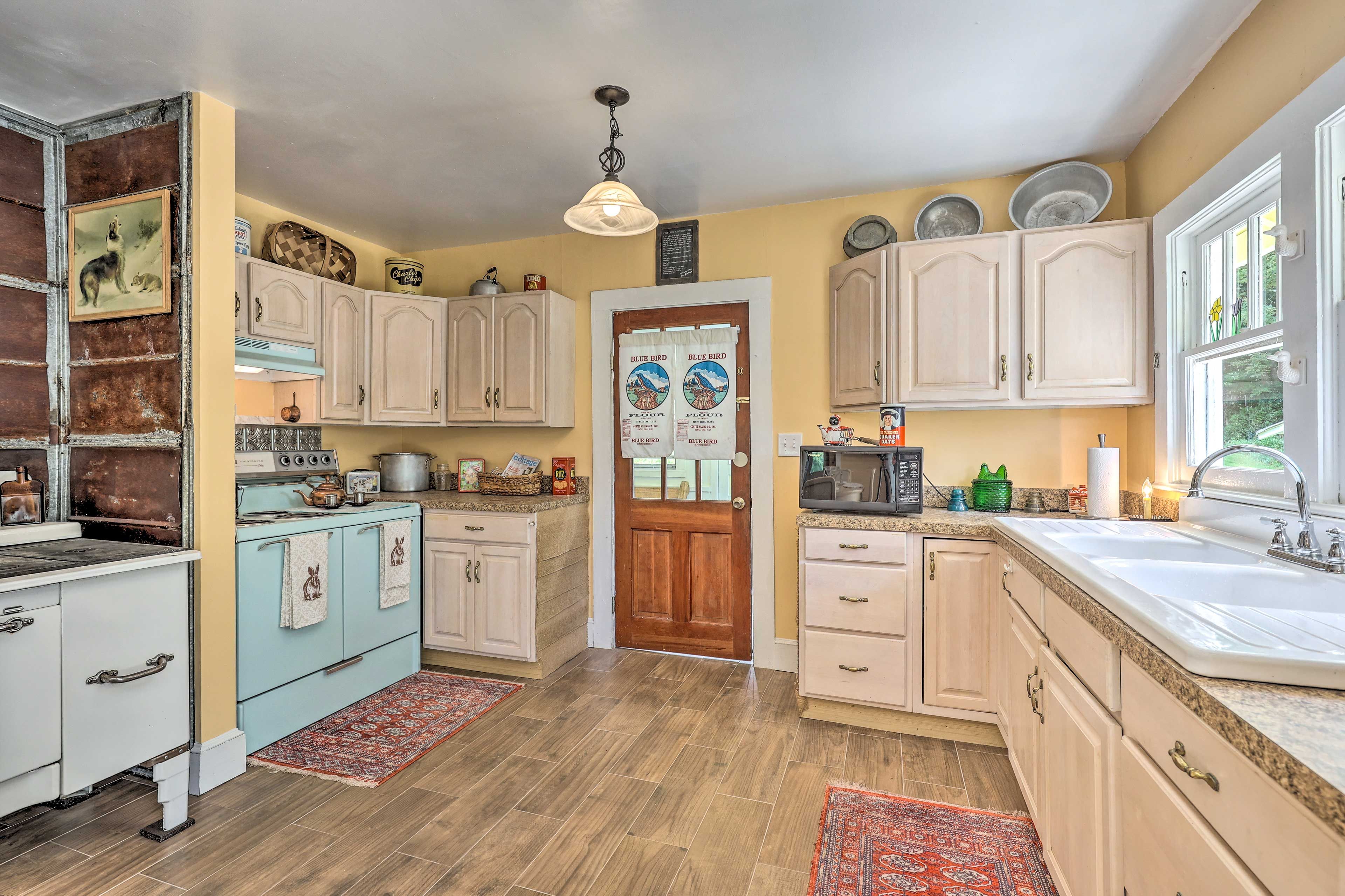 Well-Equipped Kitchen | Cooking Basics