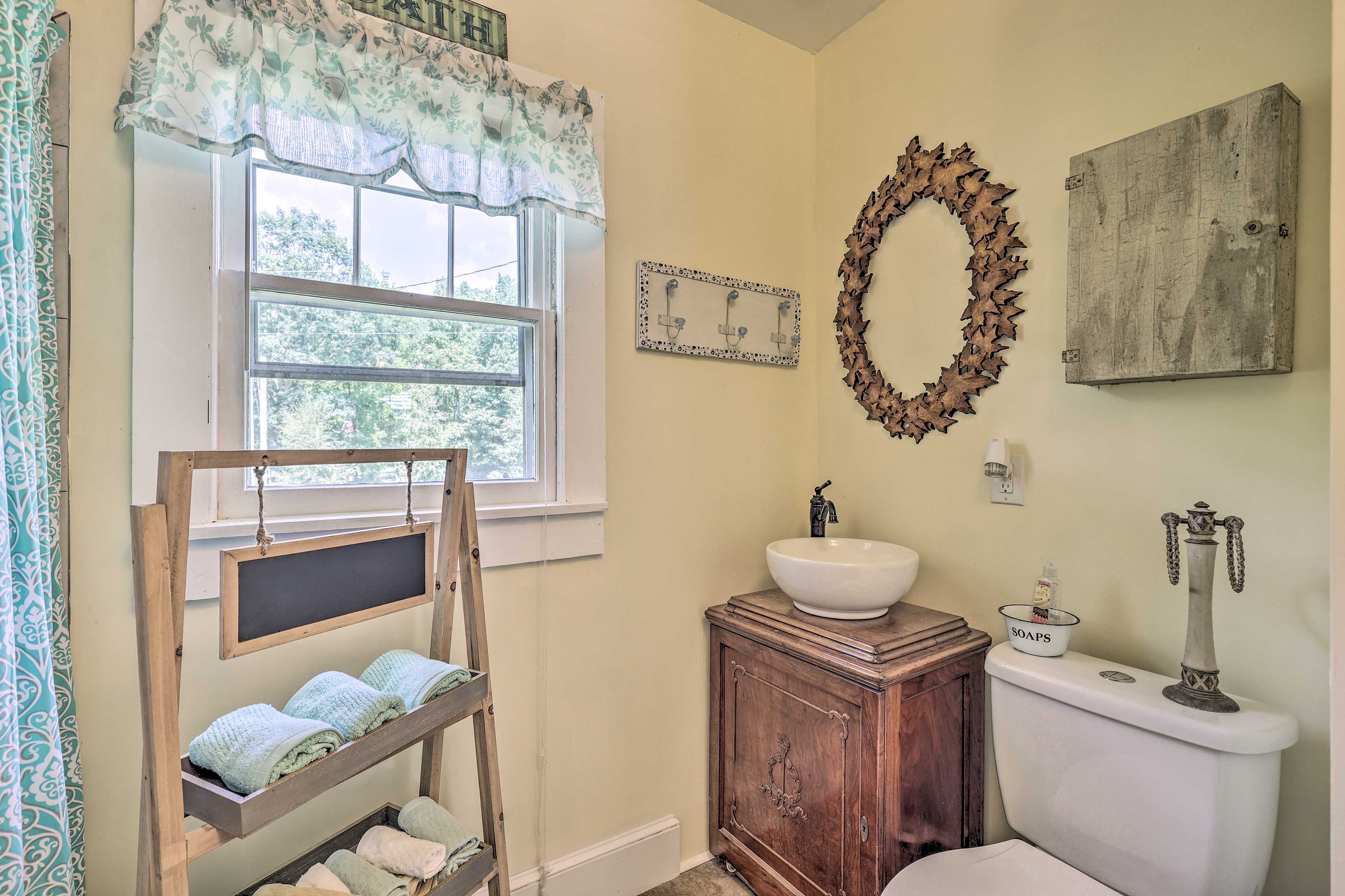 Full Bathroom