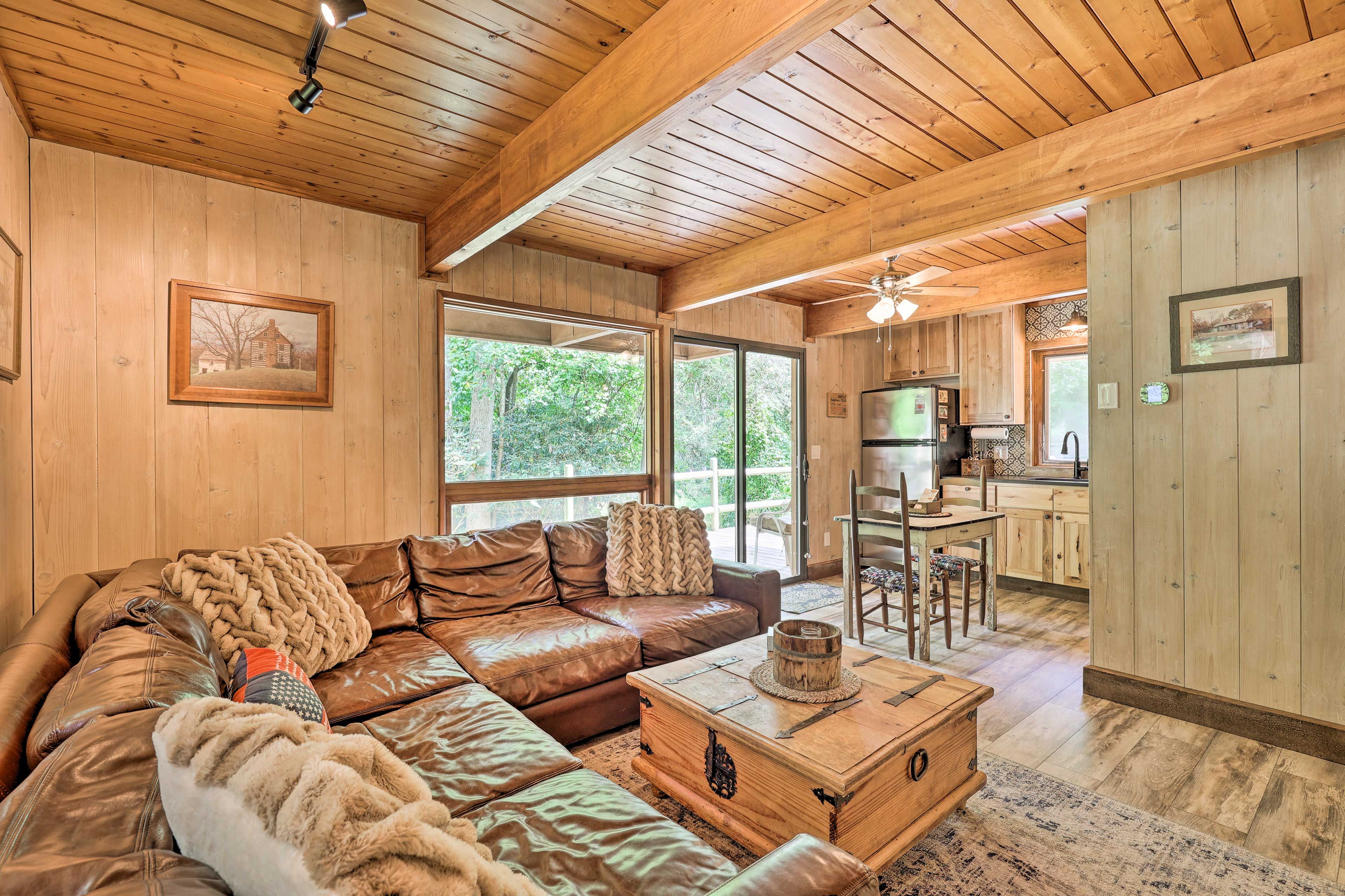 Living Area | Keyless Entry