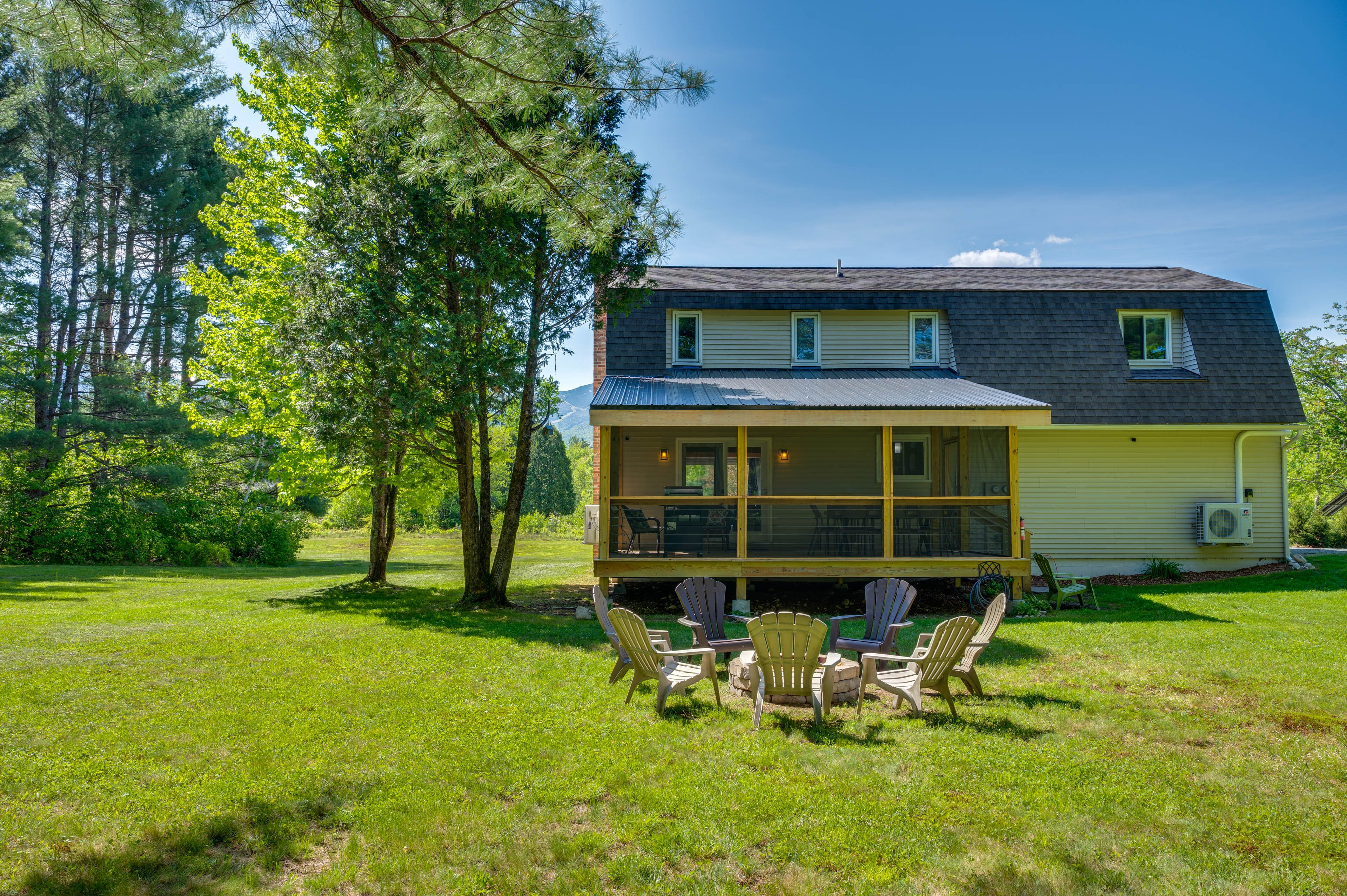 Home Exterior | Fire Pit | Yard