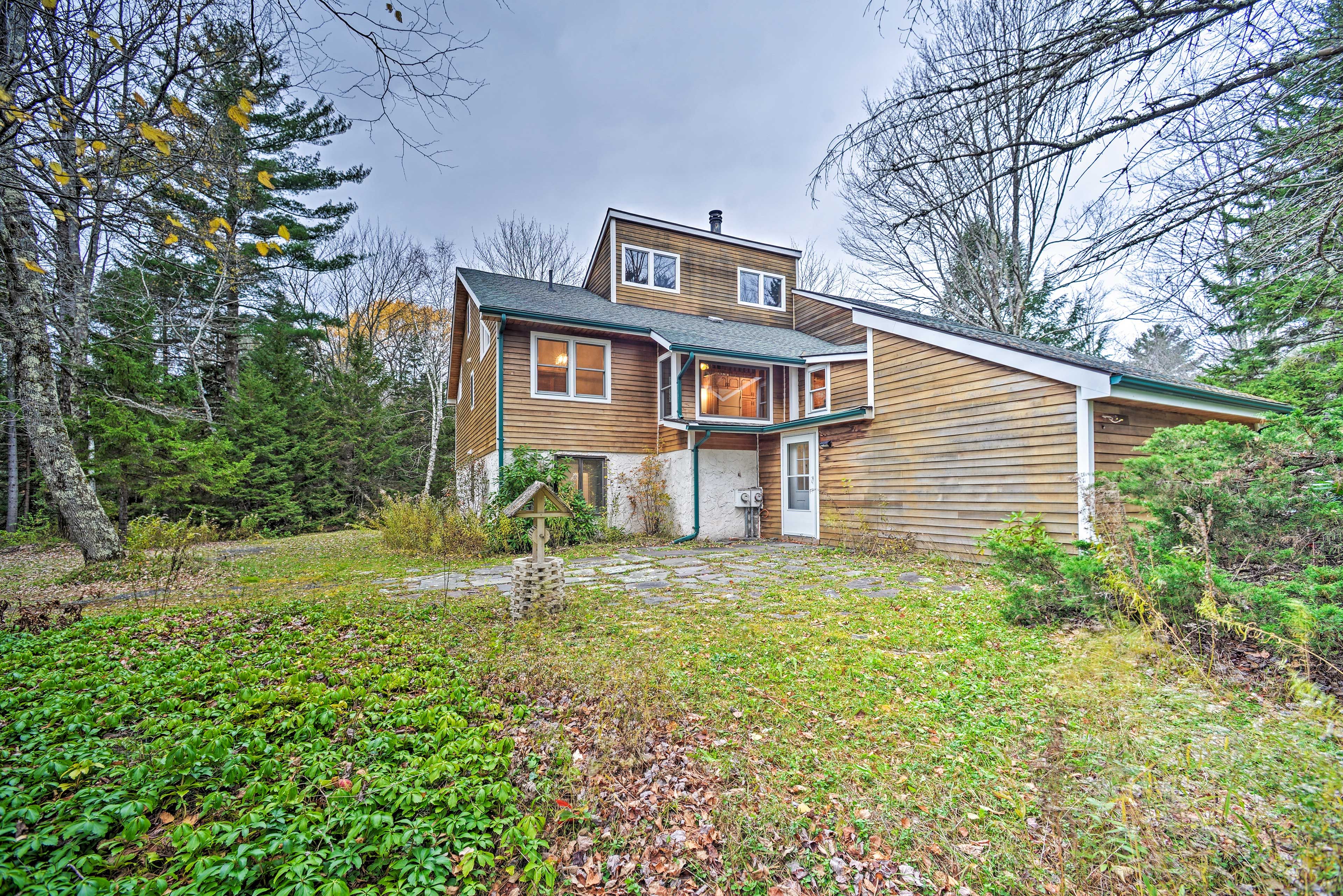 Exterior | Private Entrance | Other Rental On-Site (Upstairs Unit)