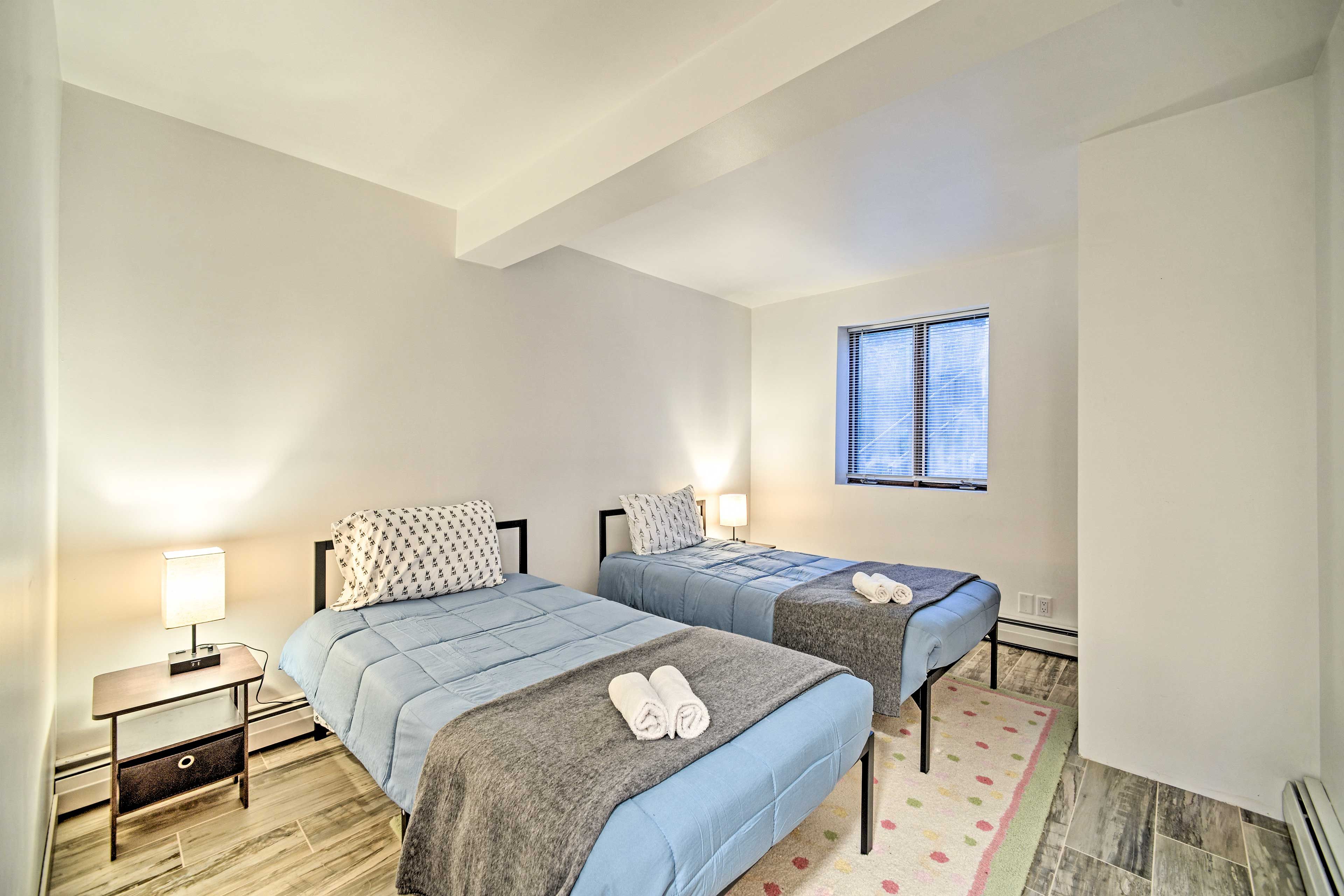 Bedroom 4 | 2 Twin Beds