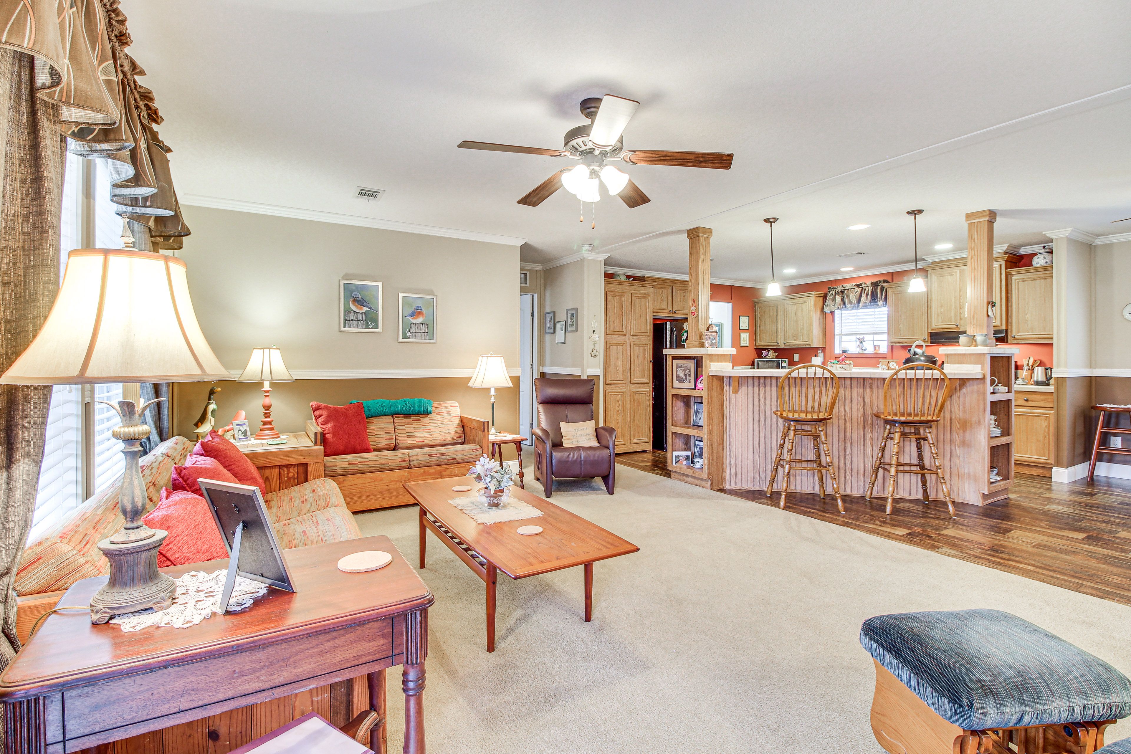 Living Area | Free WiFi | Central A/C