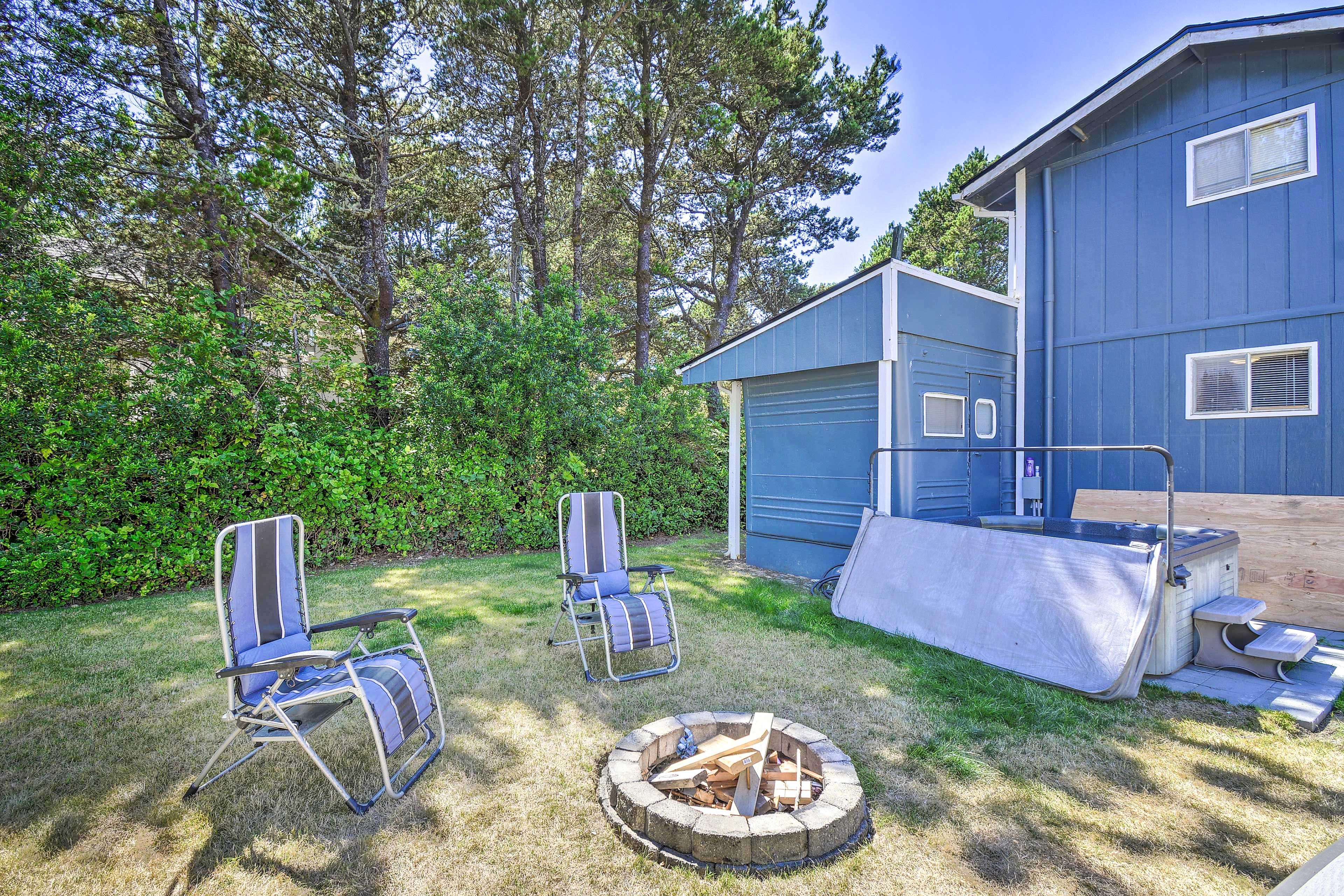 Grayland Vacation Rental | 2BR | 1.5BA | 756 Sq Ft | Entry Stairs Required