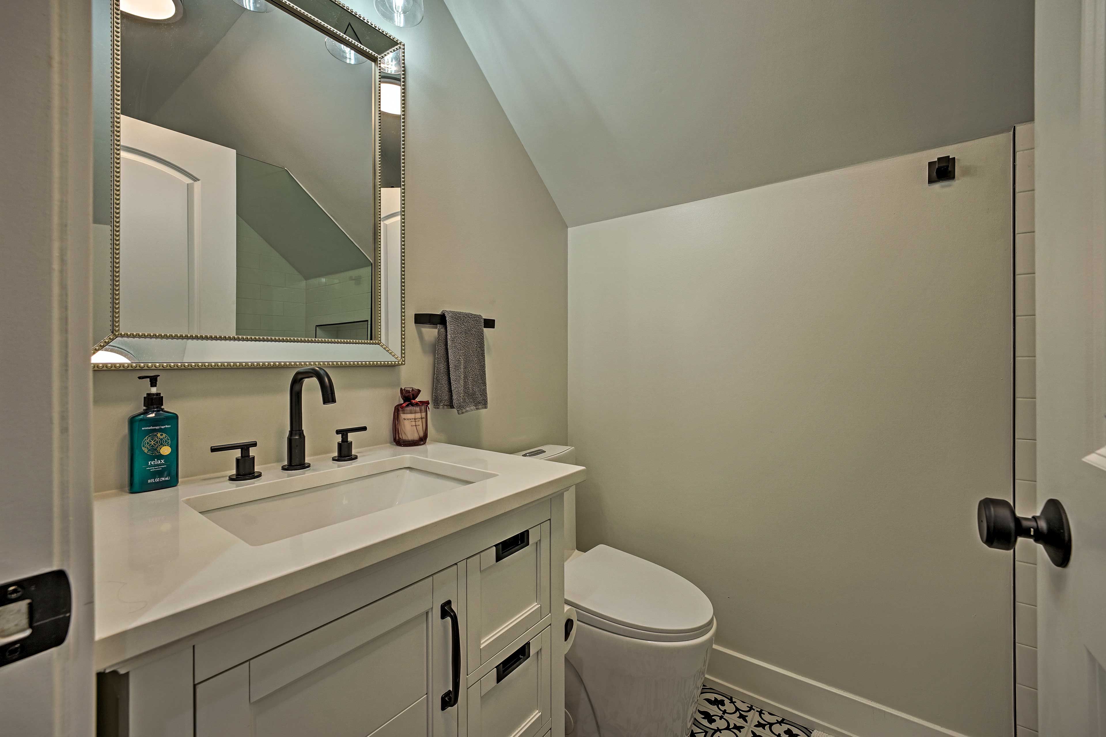 En-Suite Bathroom