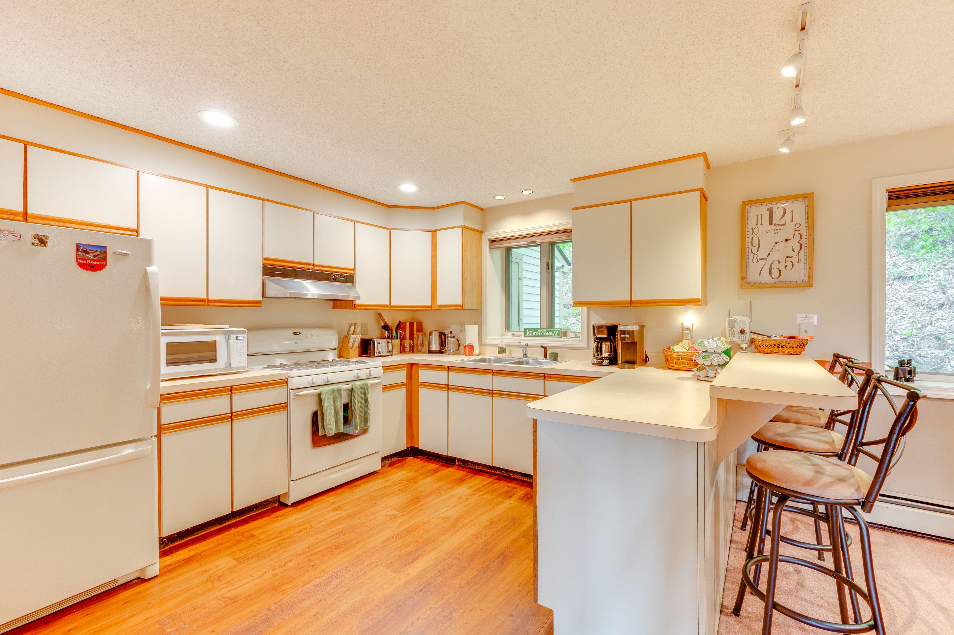 Kitchen | 1st Floor | Fully Equipped | Coffee Maker | Cooking Basics
