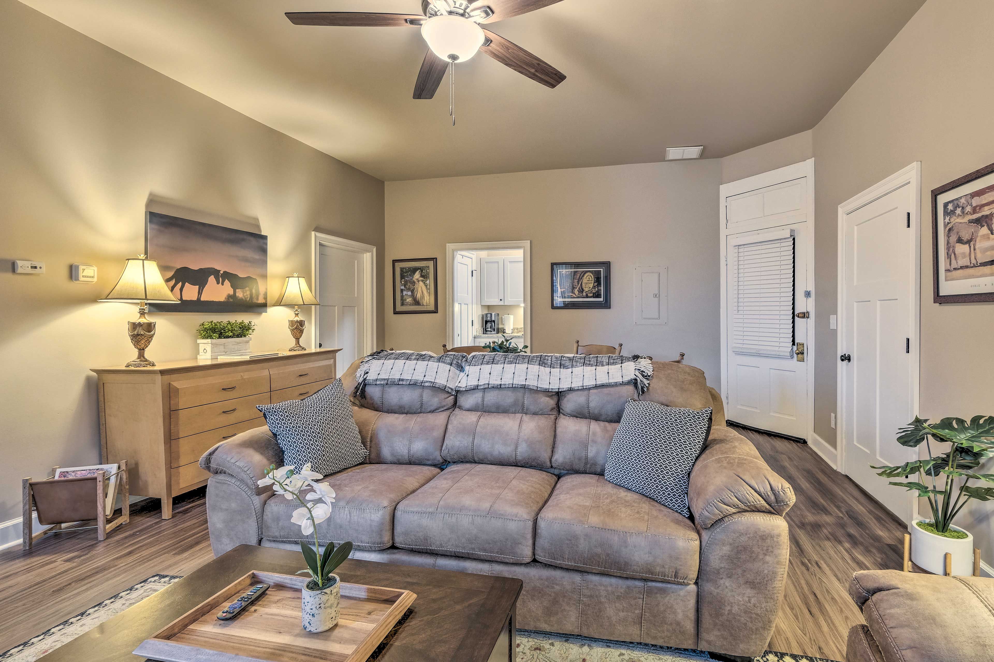 Living Room | Floor-to-Ceiling Windows