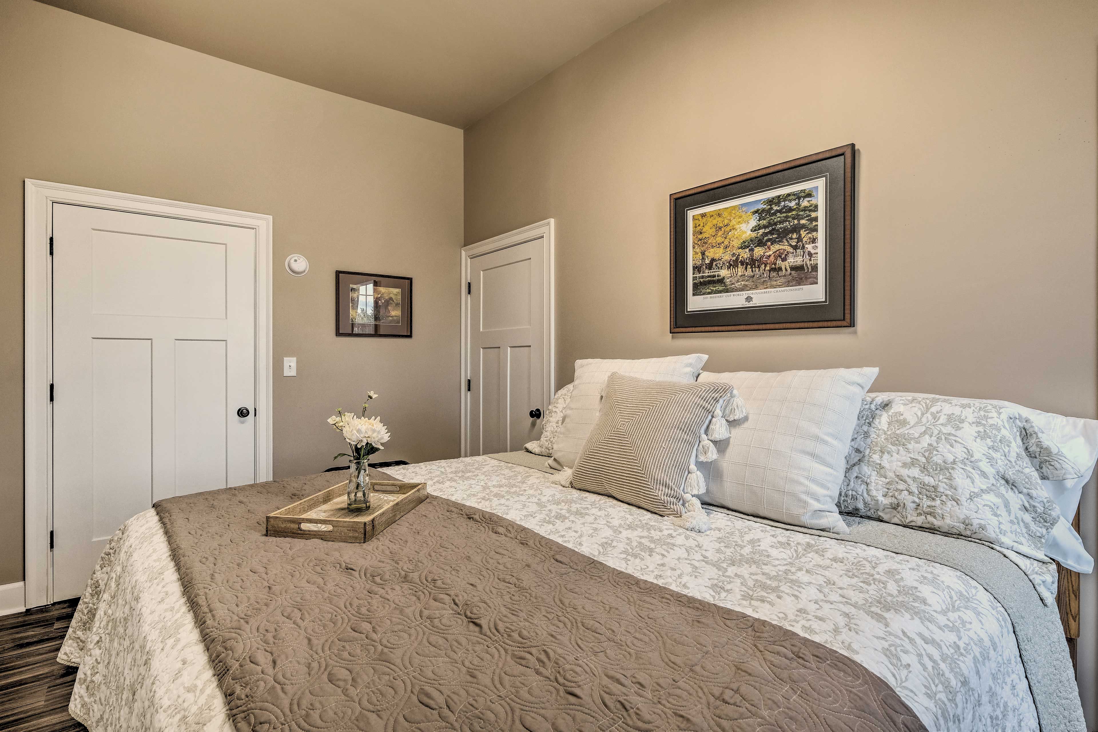 Bedroom 2 | Natural Light