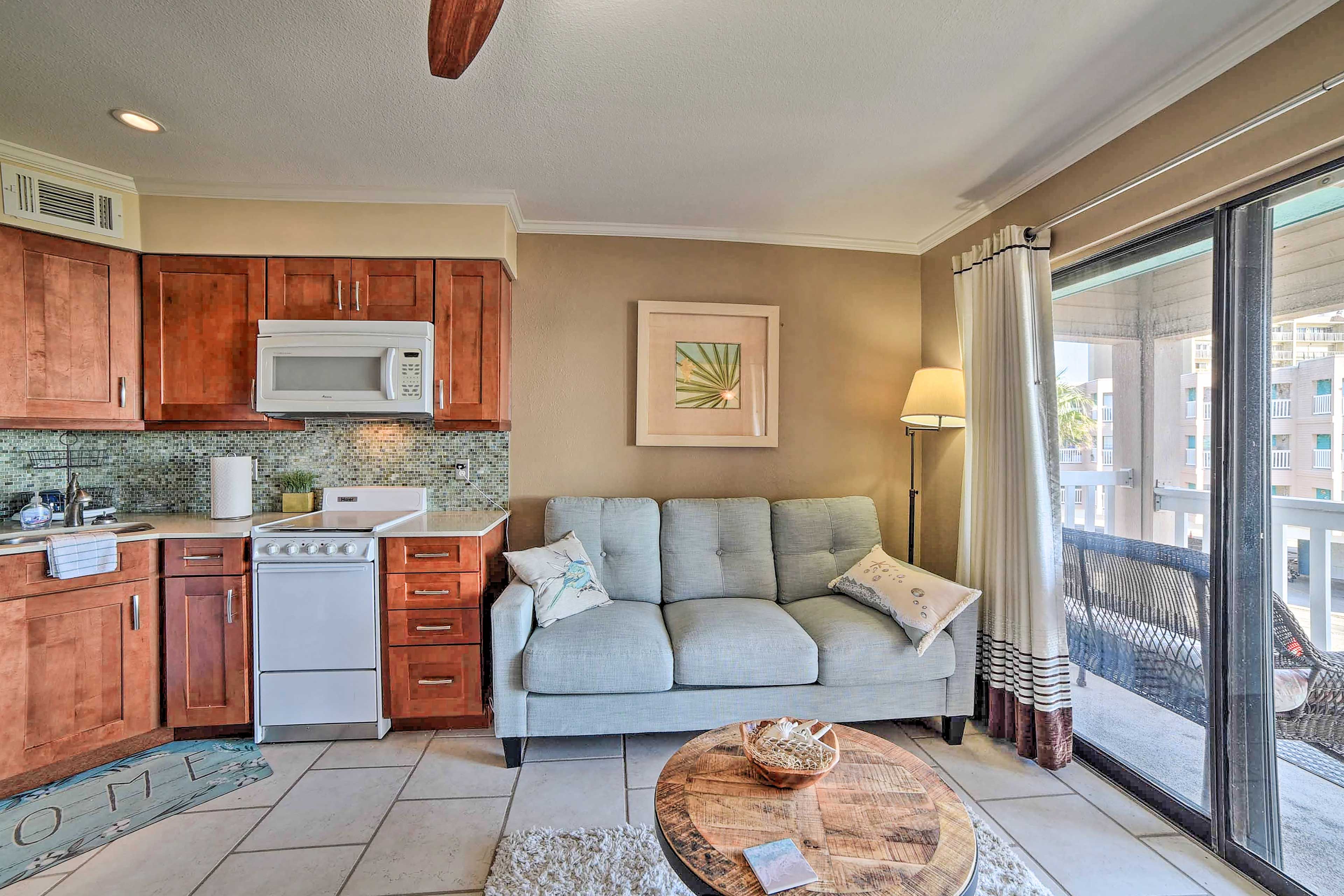 Living Room | Free WiFi