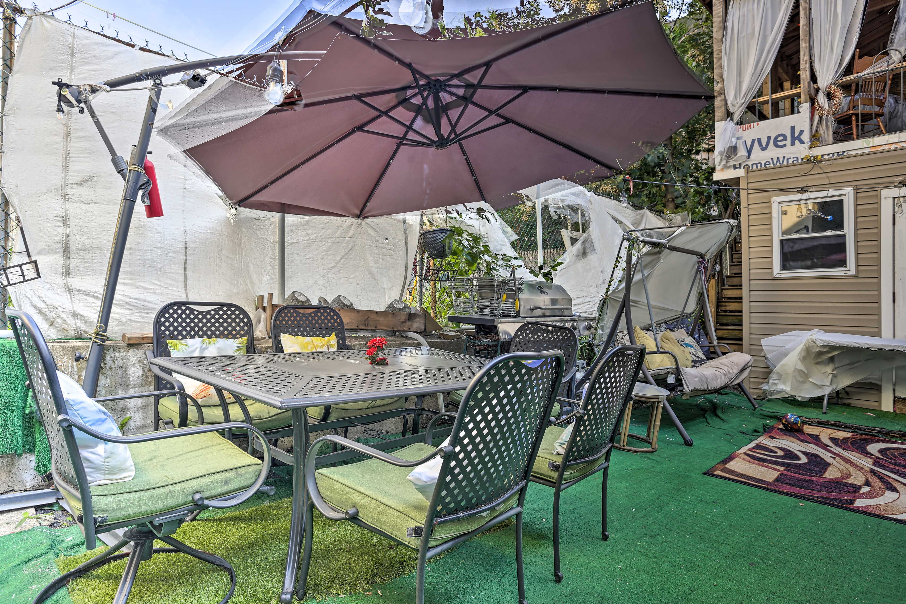 Outdoor Dining Area | Shared w/ Additional Unit