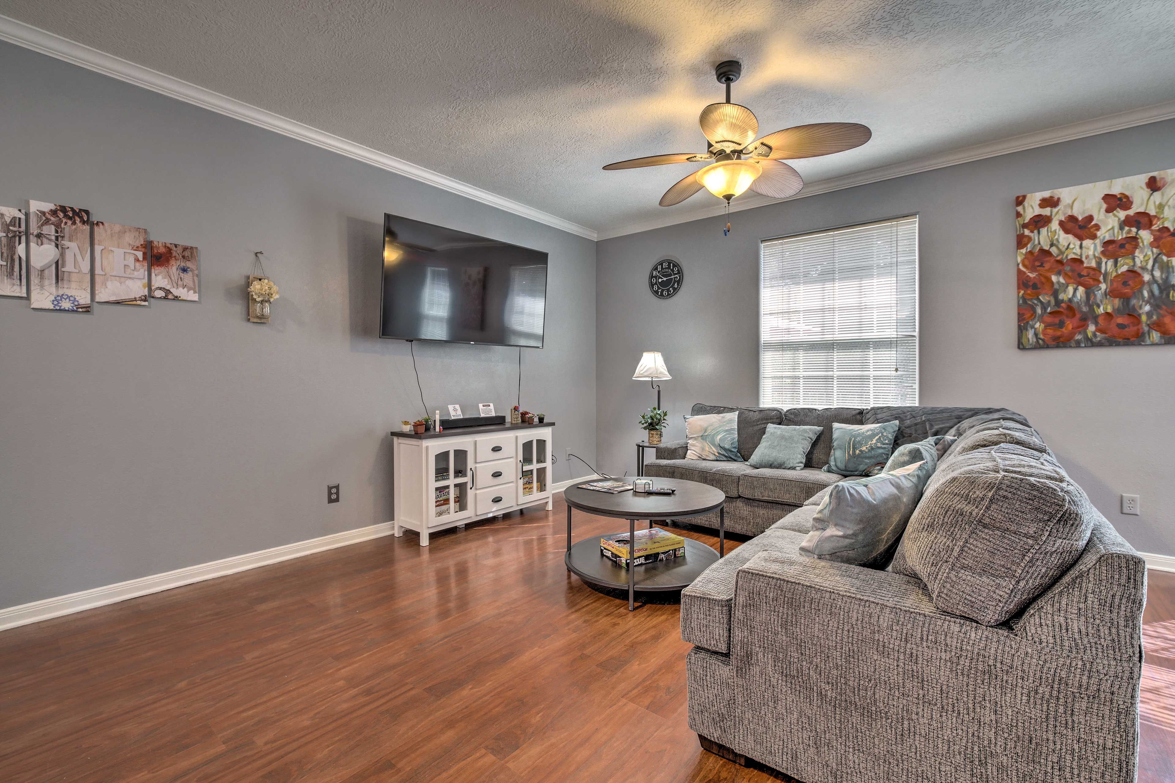Living Area | Smart TV | Internet Access | Board Games