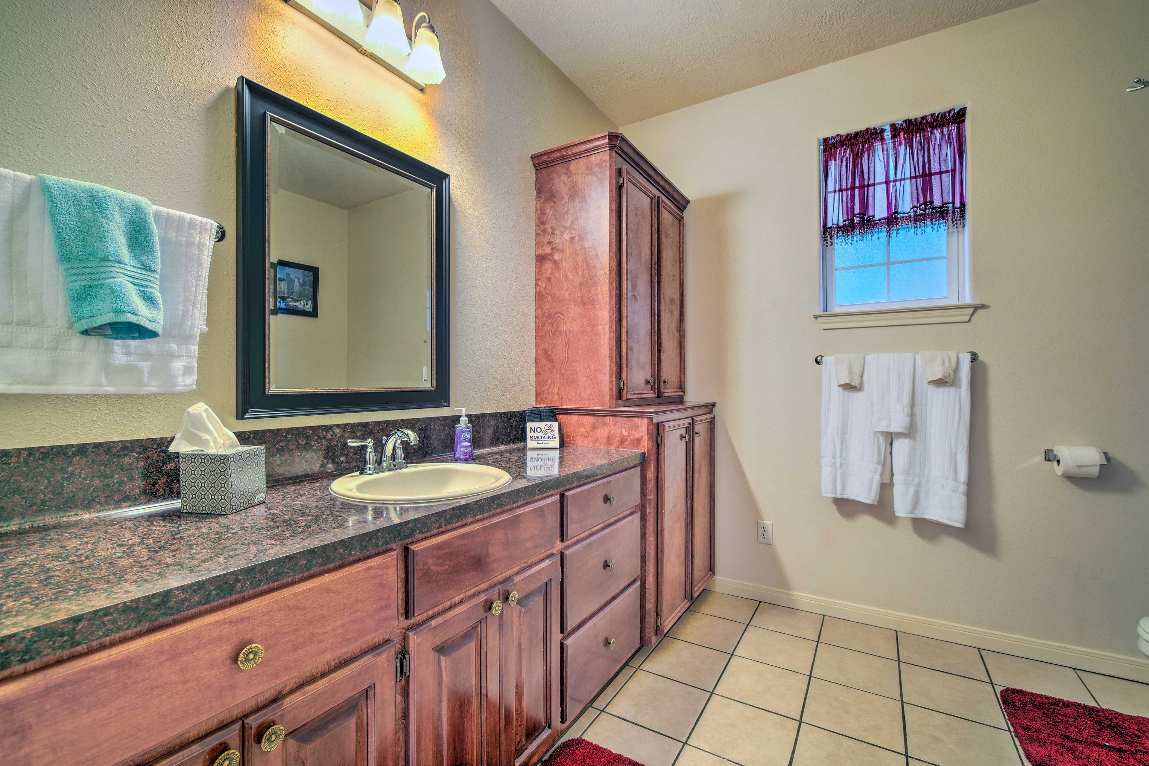 En-Suite Bathroom