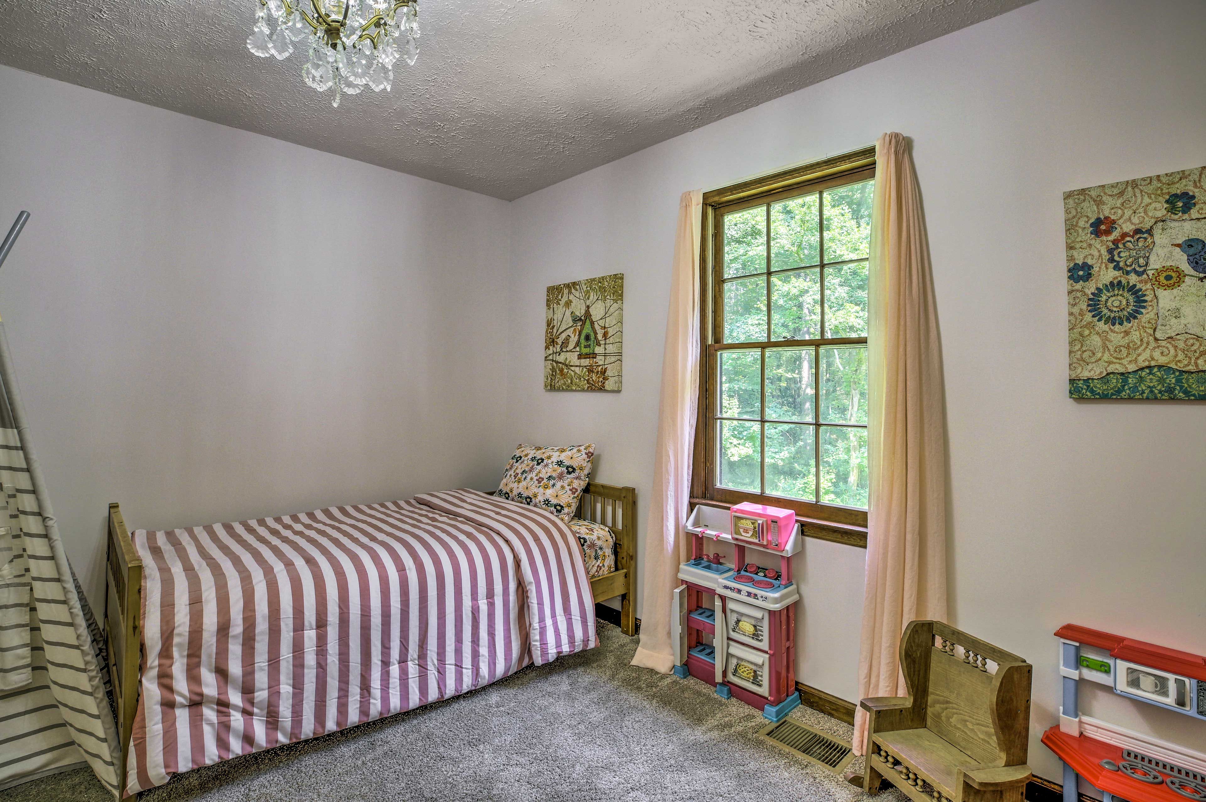 Bedroom 3 | Children's Toys
