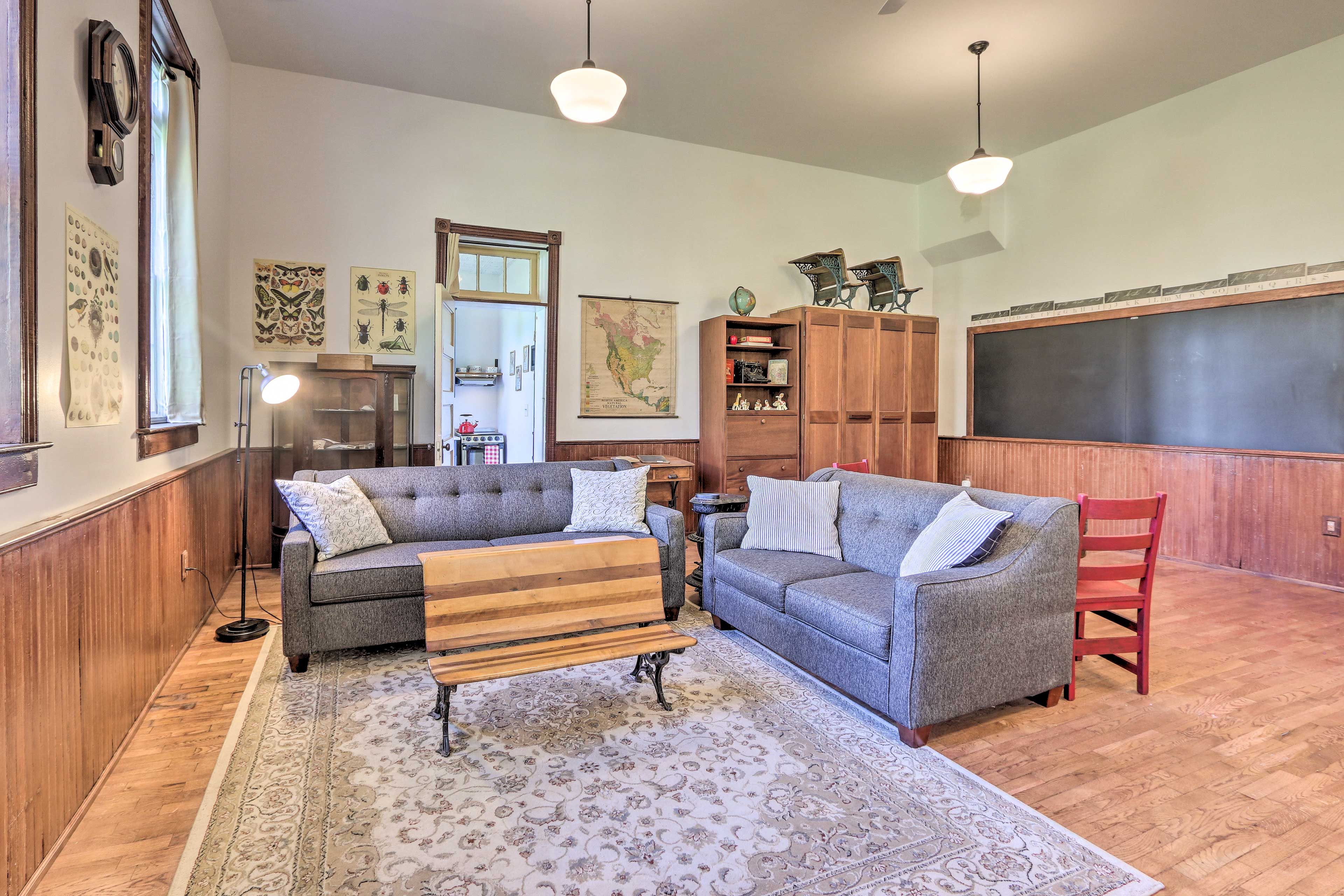 Schoolhouse | Free WiFi