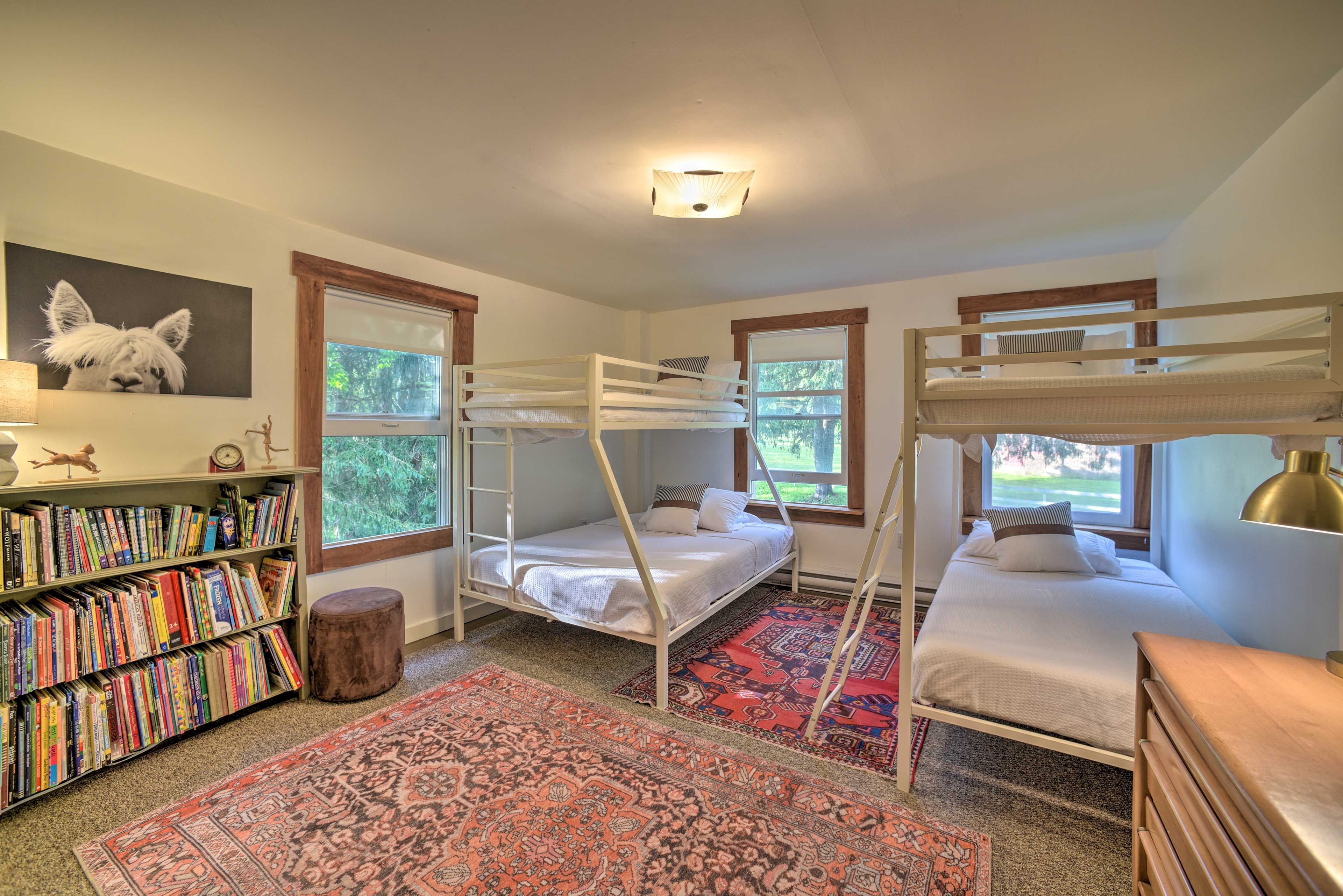 Bedroom 3 | 2nd Floor | Twin/Full Bunk Bed, Twin Bunk Bed
