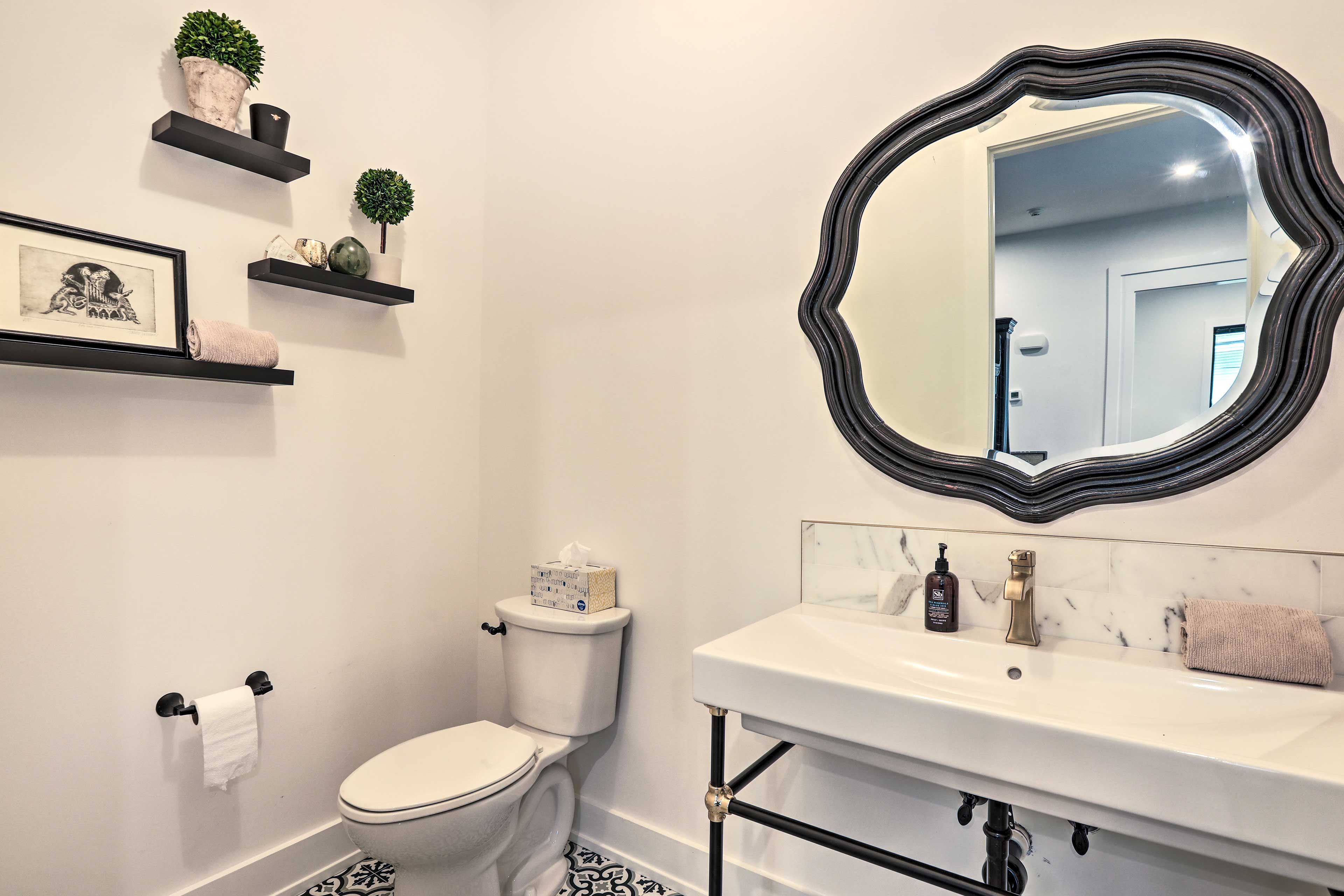 Half Bathroom | 1st Floor